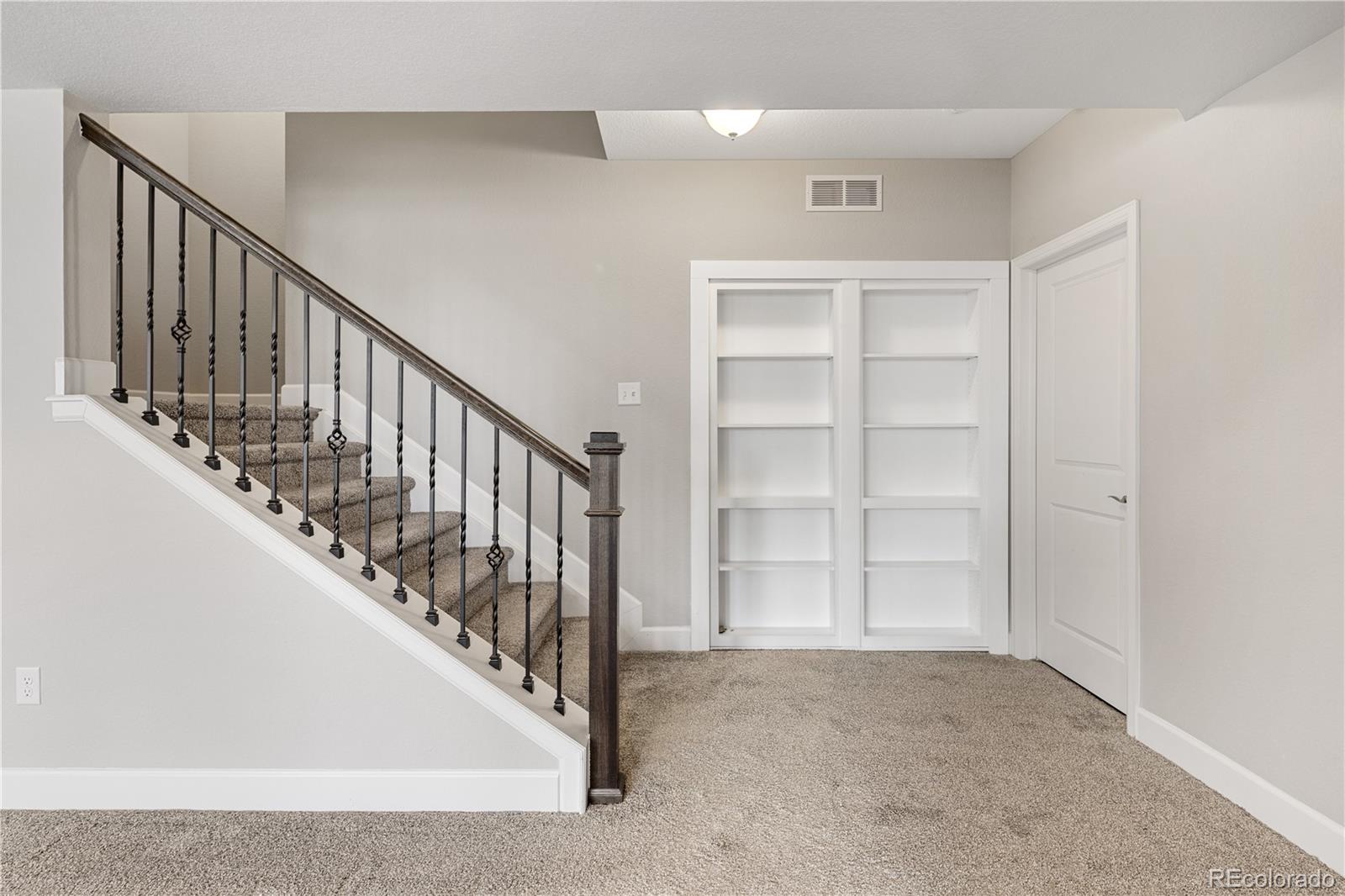 MLS Image #39 for 16227  pikes peak drive,broomfield, Colorado