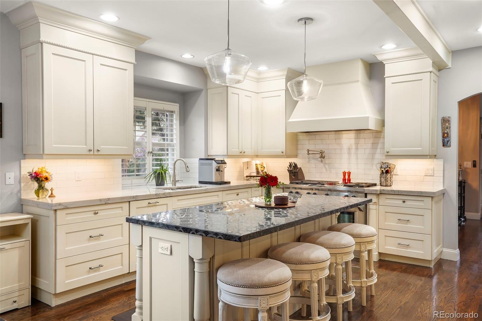 MLS Image #12 for 7836 s fairfax court,centennial, Colorado