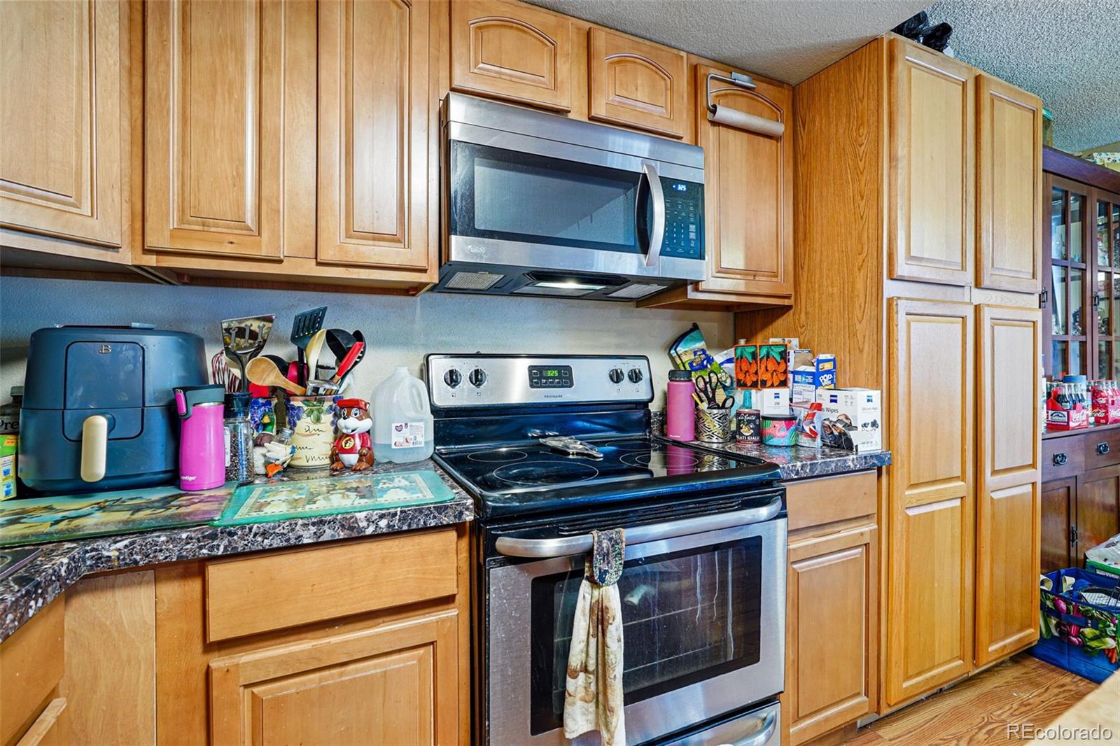 MLS Image #10 for 12458 e kansas place,aurora, Colorado