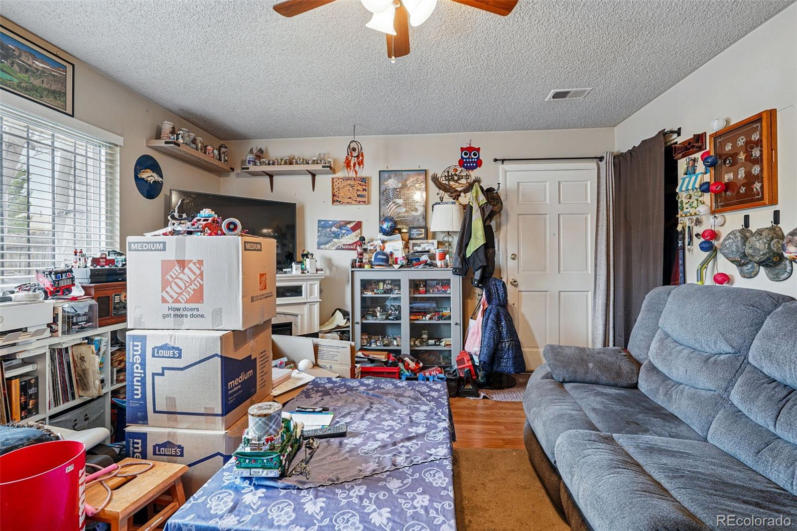 MLS Image #3 for 12458 e kansas place,aurora, Colorado