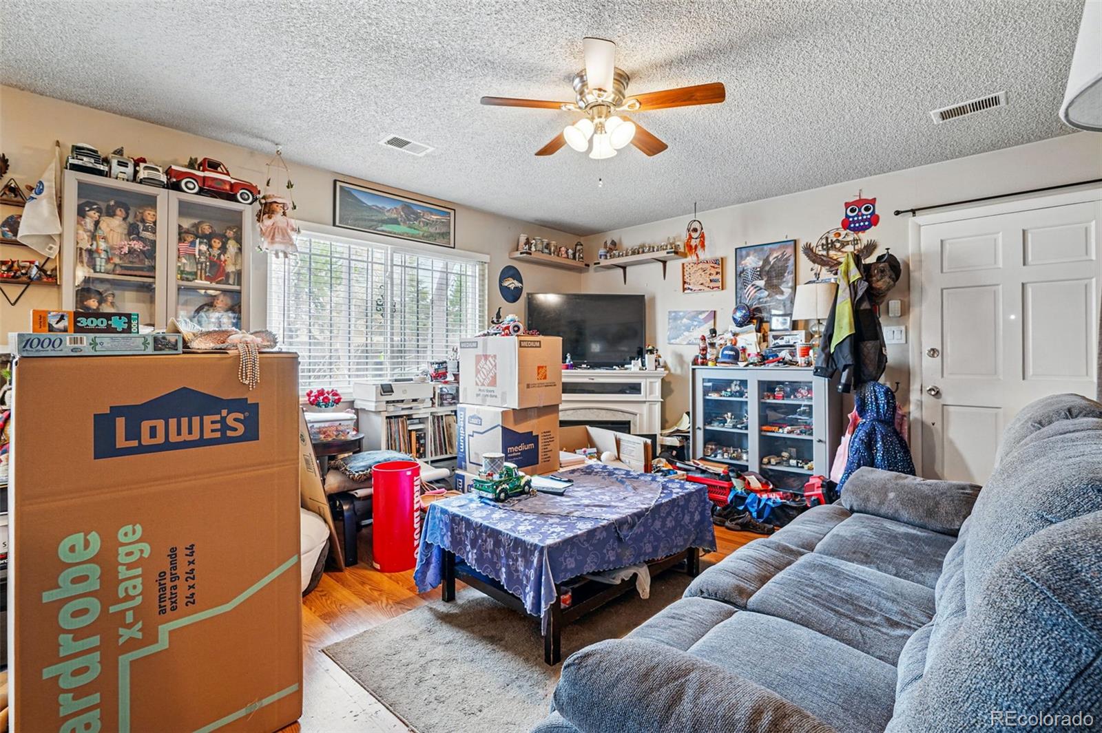 MLS Image #4 for 12458 e kansas place,aurora, Colorado