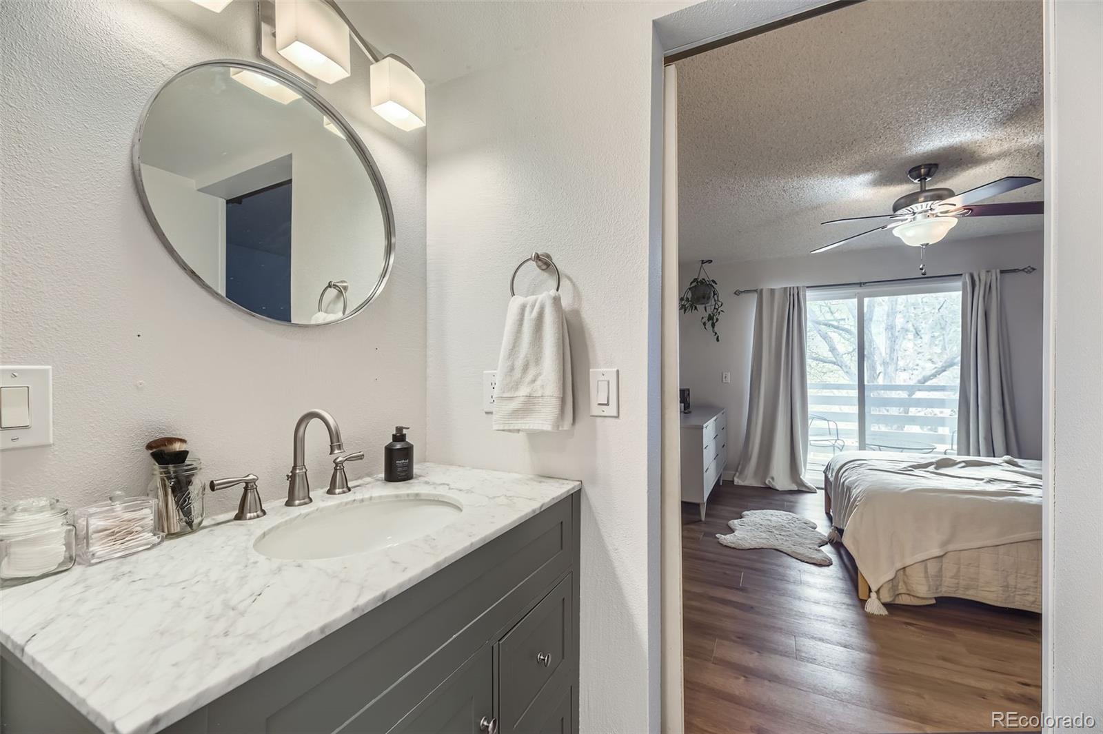 MLS Image #12 for 3141 s tamarac drive,denver, Colorado