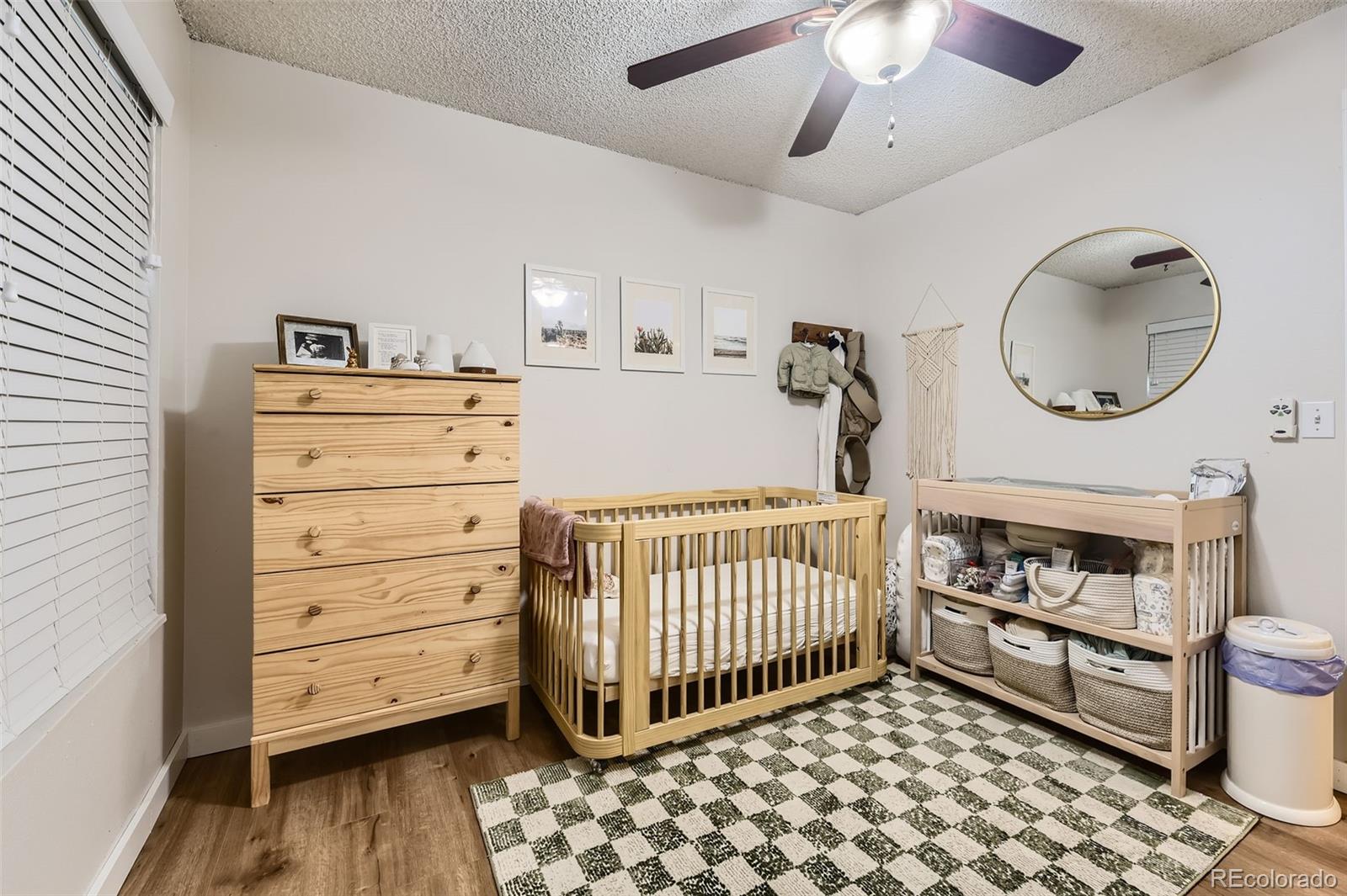 MLS Image #13 for 3141 s tamarac drive,denver, Colorado