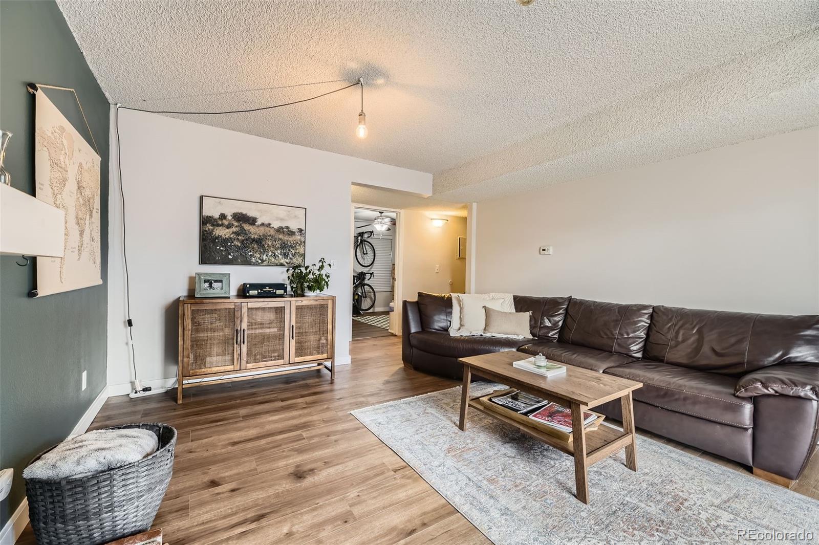 MLS Image #2 for 3141 s tamarac drive,denver, Colorado