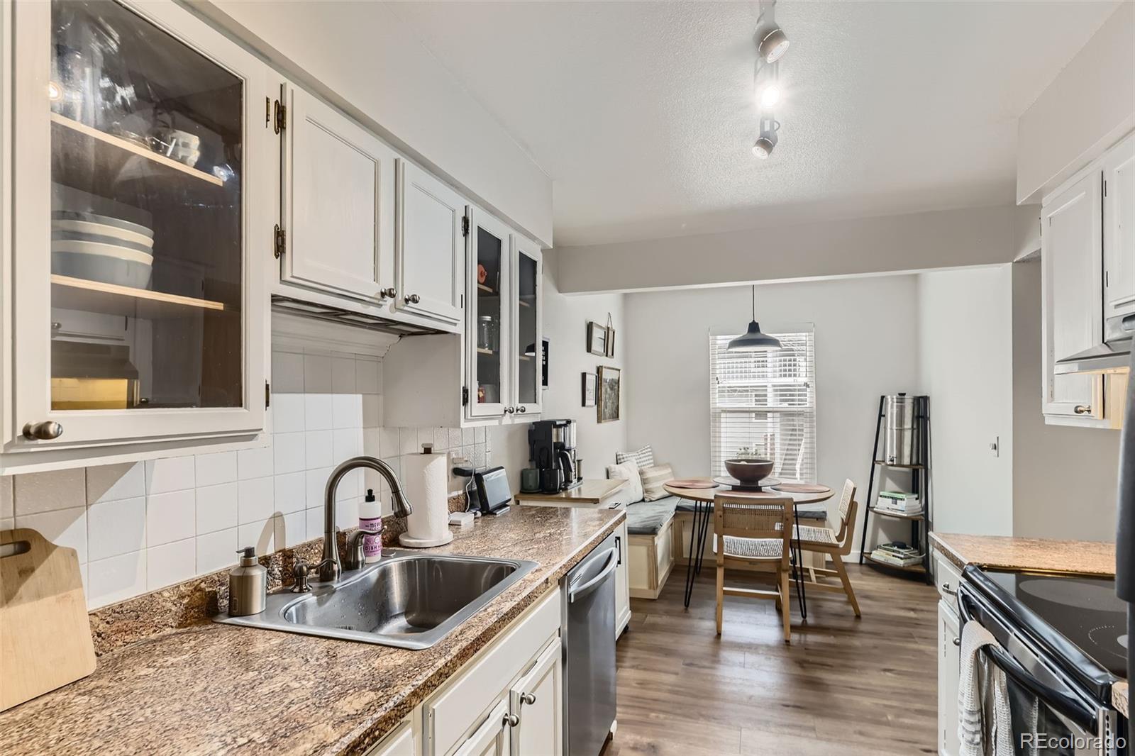 MLS Image #6 for 3141 s tamarac drive,denver, Colorado