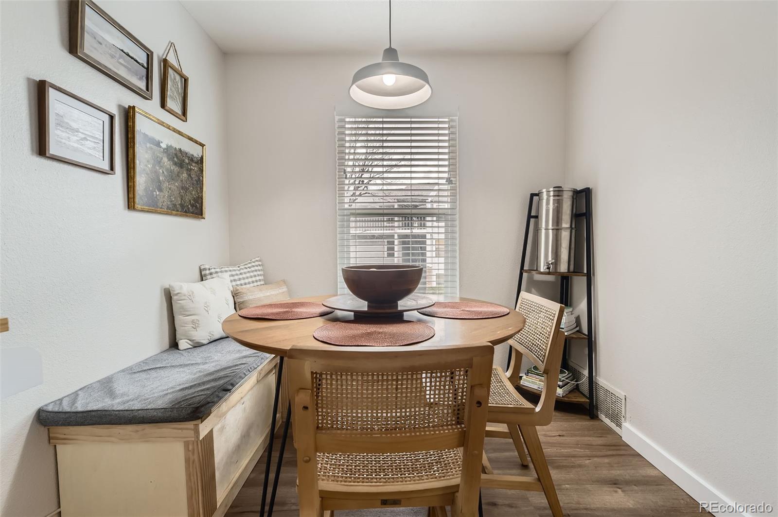 MLS Image #7 for 3141 s tamarac drive,denver, Colorado