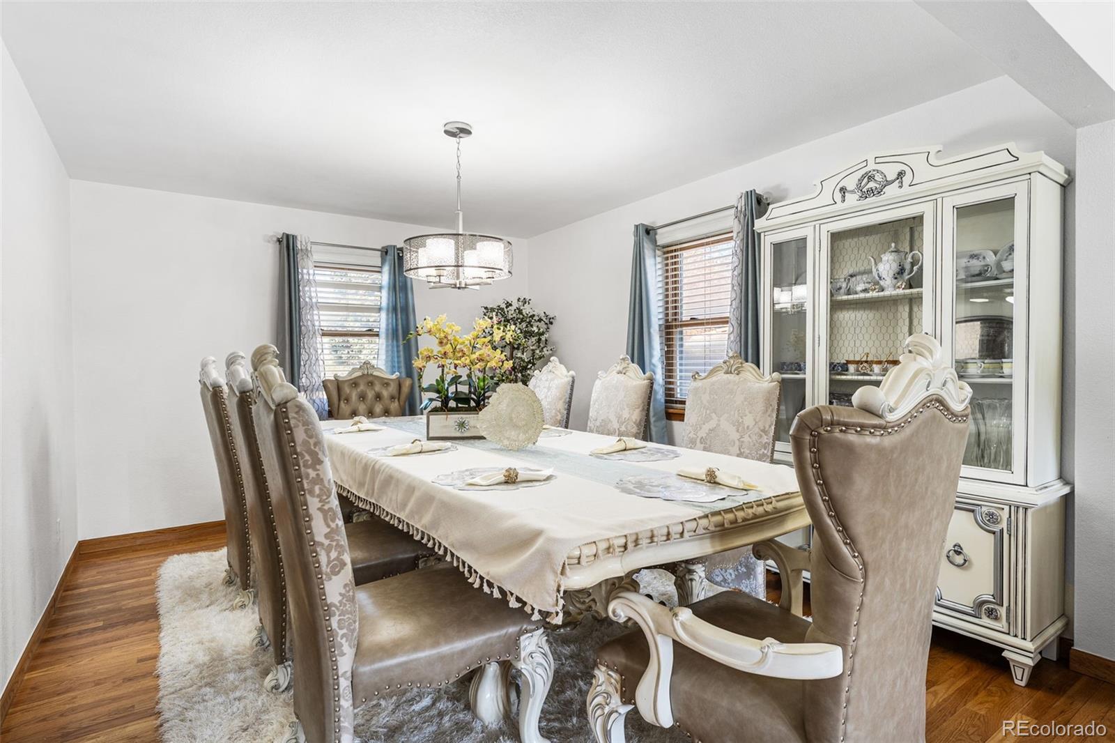 MLS Image #12 for 3191 s holly place,denver, Colorado