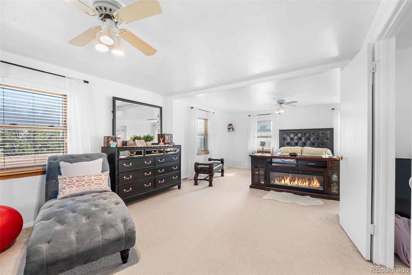 MLS Image #18 for 3191 s holly place,denver, Colorado