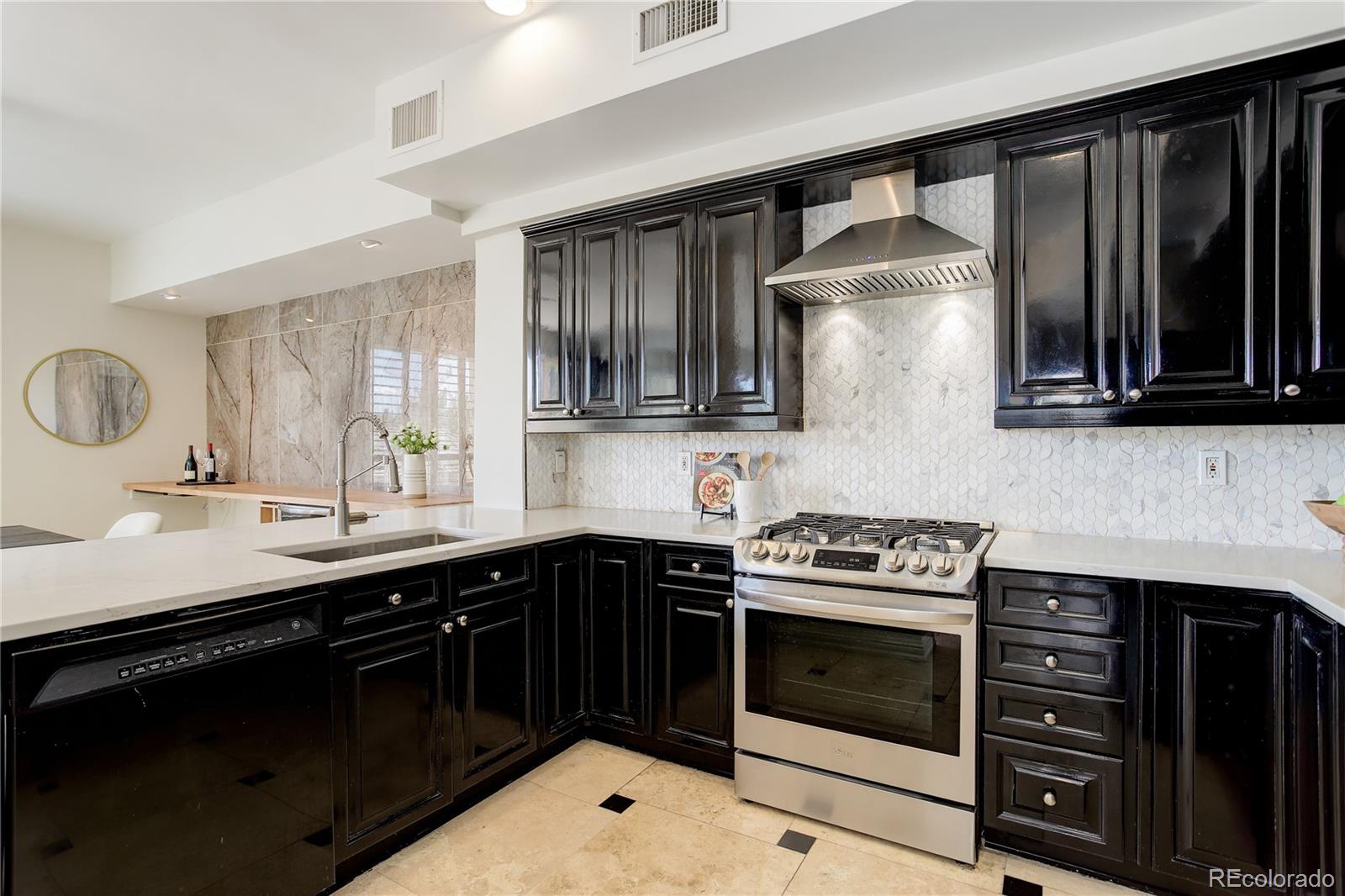 MLS Image #11 for 2500 e cherry creek south drive 306,denver, Colorado