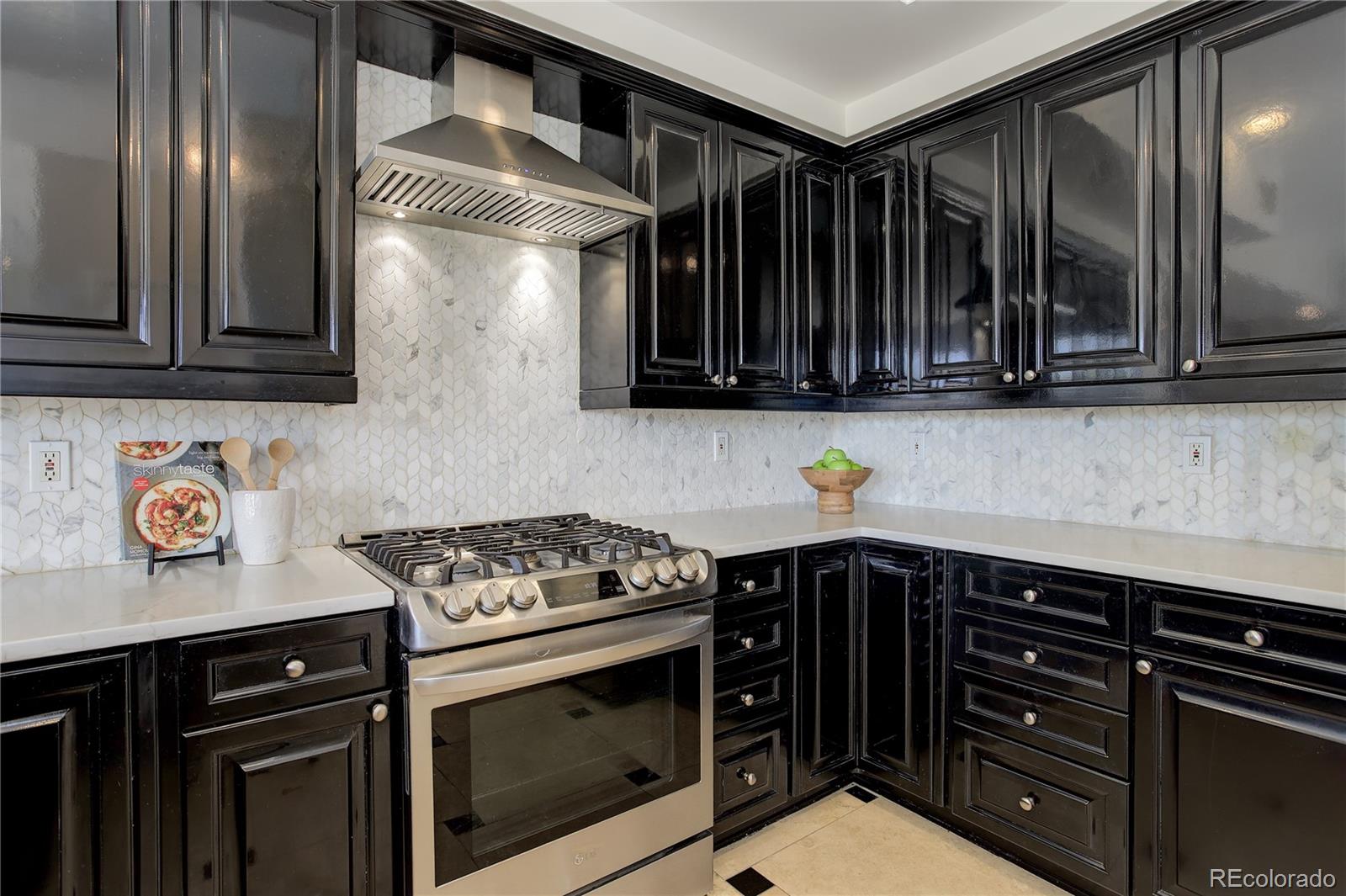 MLS Image #19 for 2500 e cherry creek south drive 306,denver, Colorado