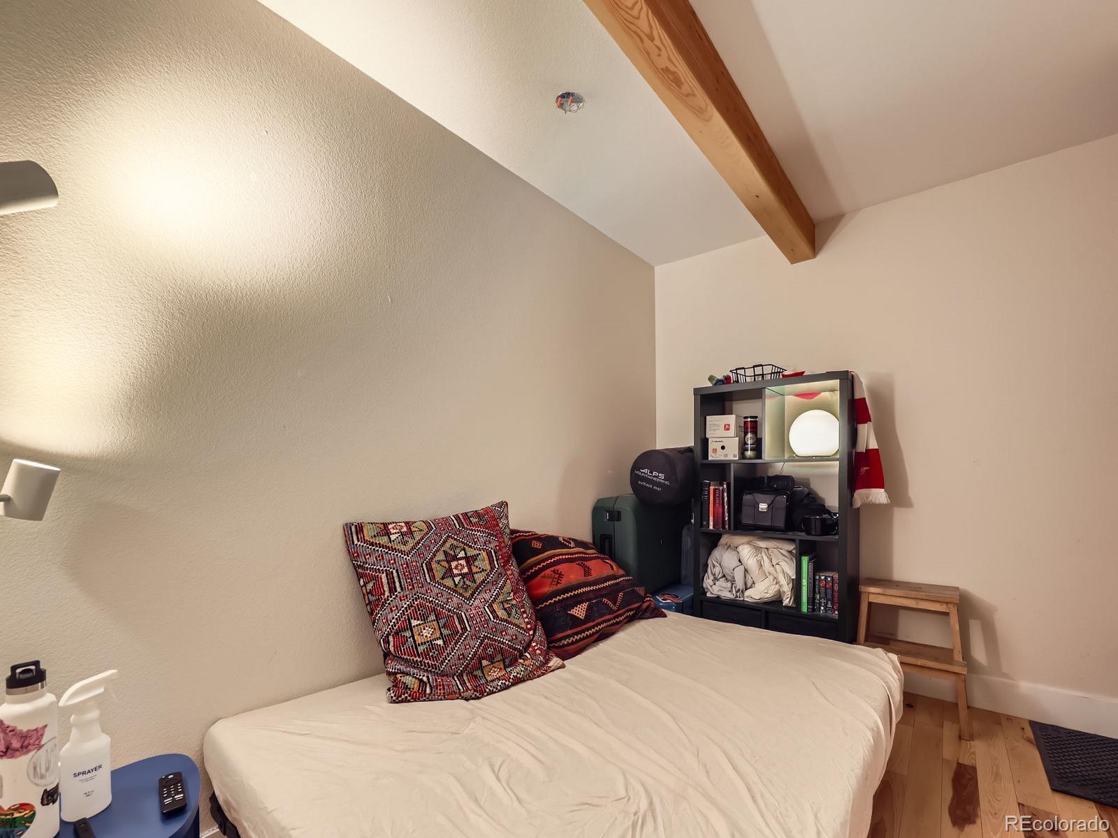 MLS Image #18 for 2460 w caithness place,denver, Colorado