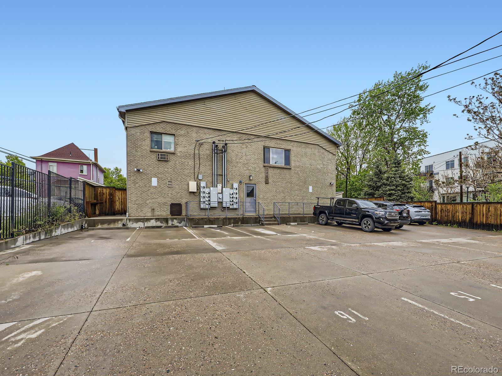 MLS Image #23 for 2460 w caithness place,denver, Colorado