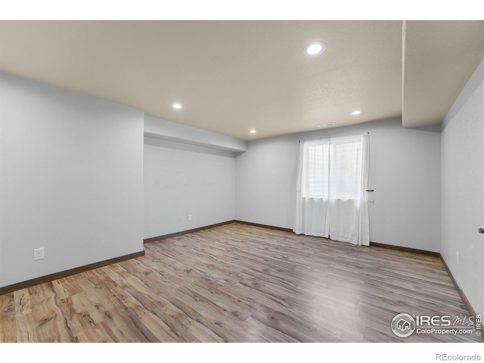 MLS Image #29 for 7056  langland street,wellington, Colorado