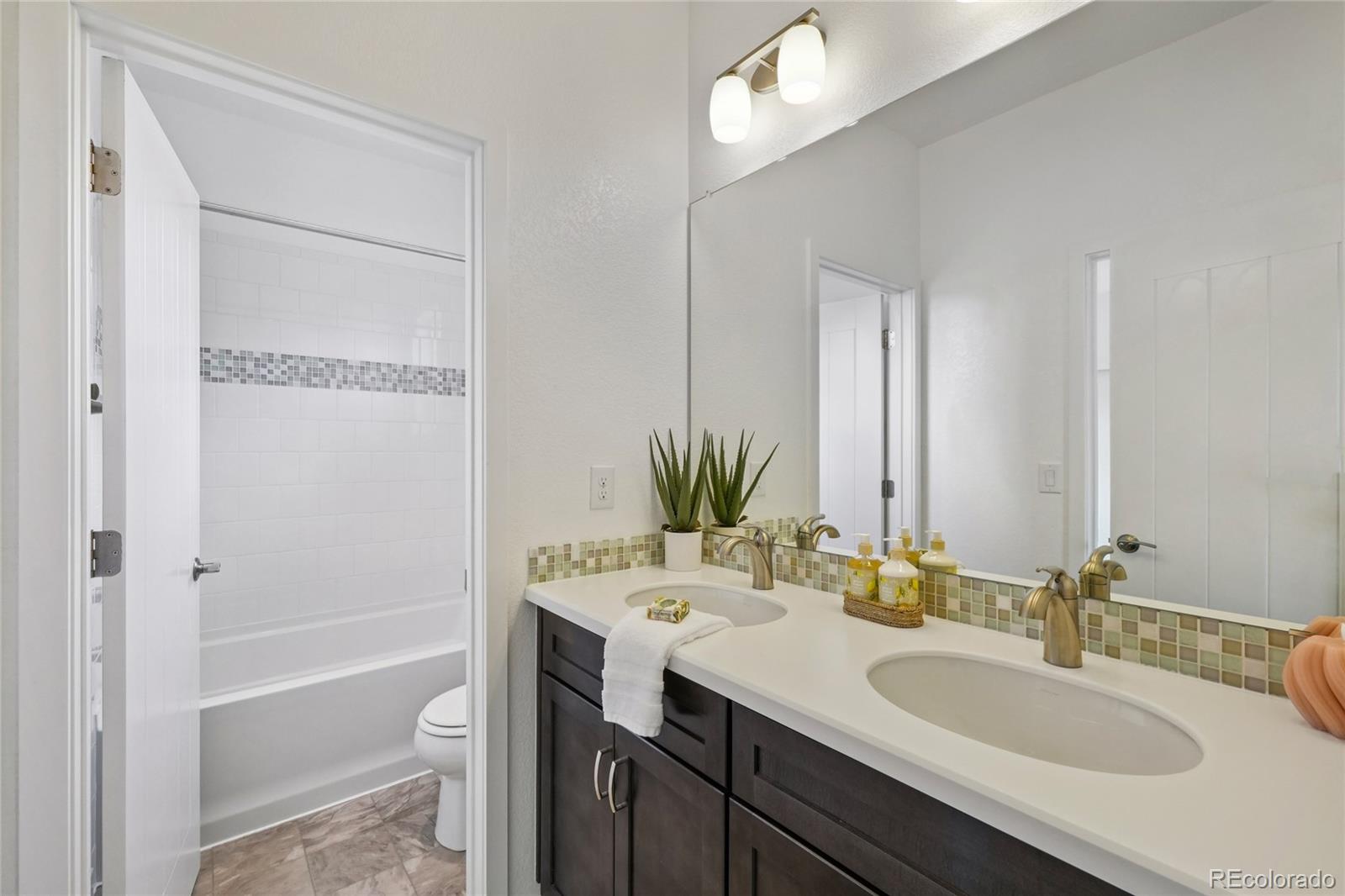 MLS Image #20 for 198  starlight circle,erie, Colorado