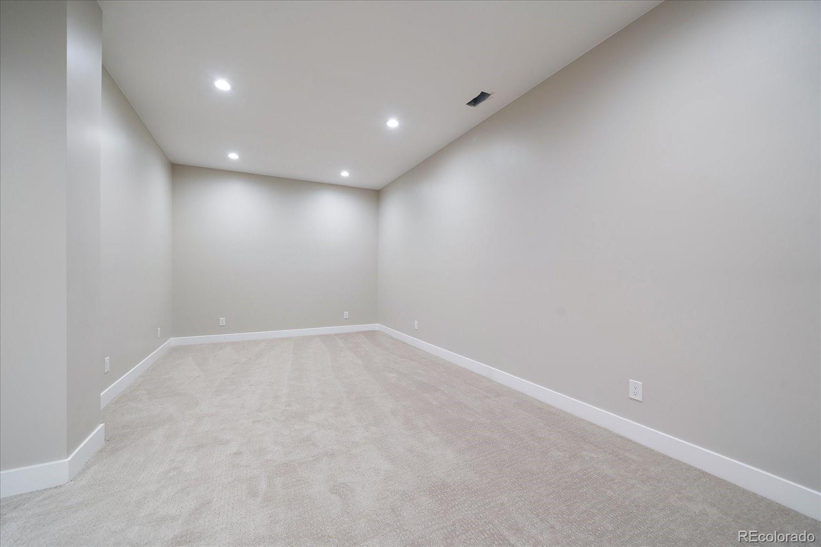 MLS Image #35 for 5838 s louthan street,littleton, Colorado