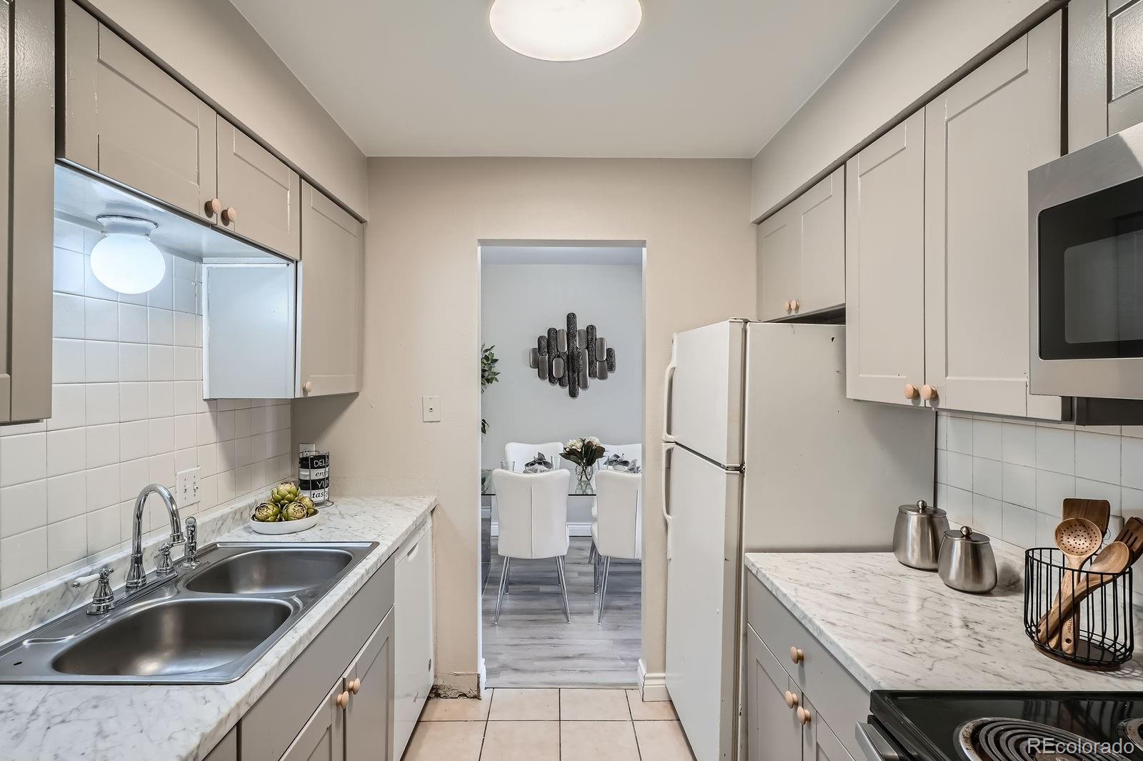 MLS Image #10 for 7995 e mississippi avenue,denver, Colorado