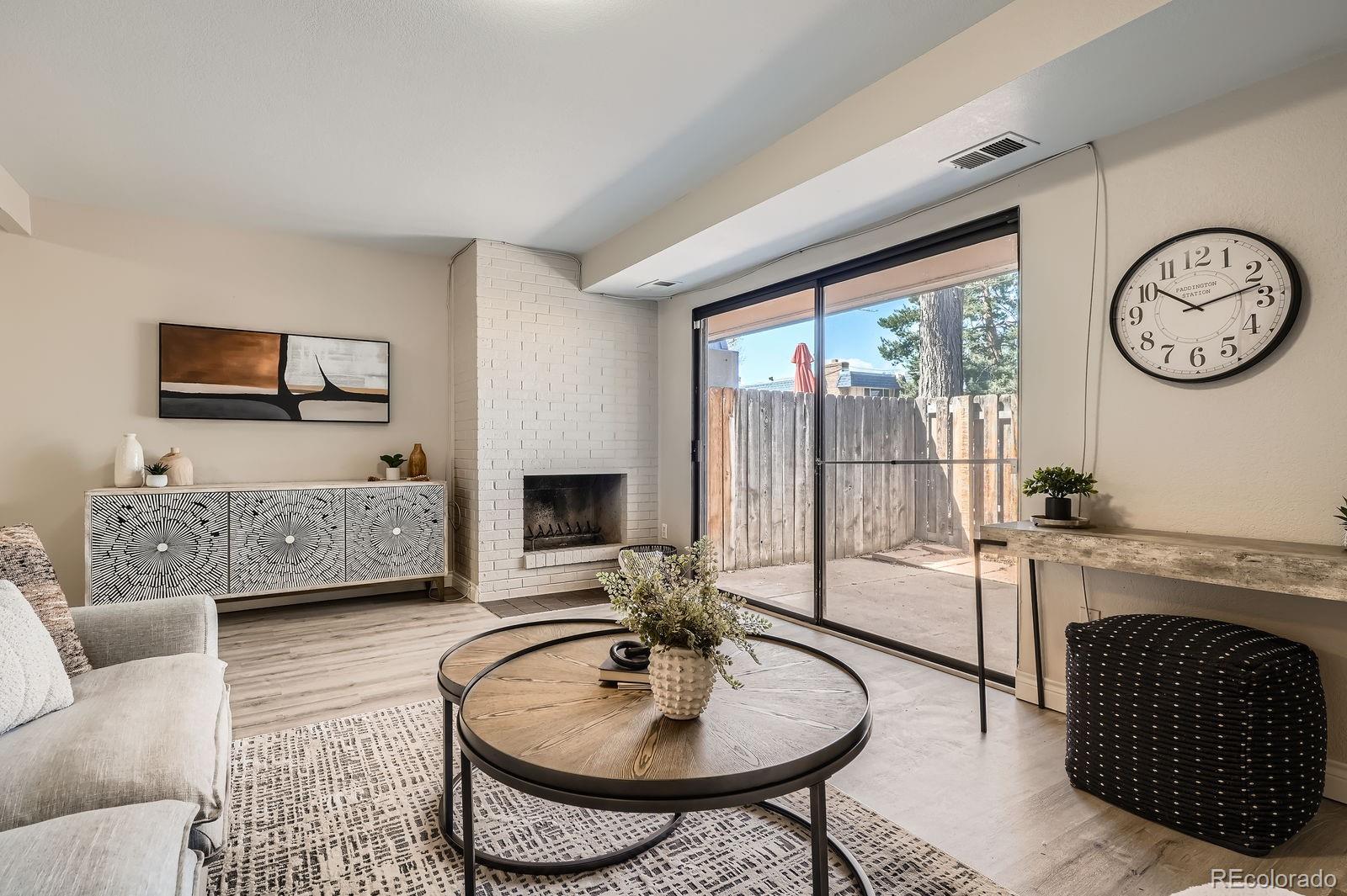 MLS Image #2 for 7995 e mississippi avenue,denver, Colorado