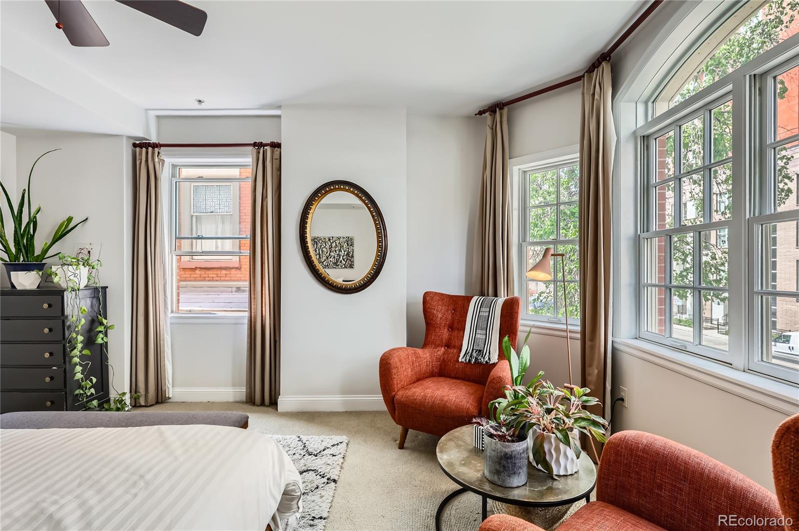 MLS Image #10 for 1950 n logan street,denver, Colorado
