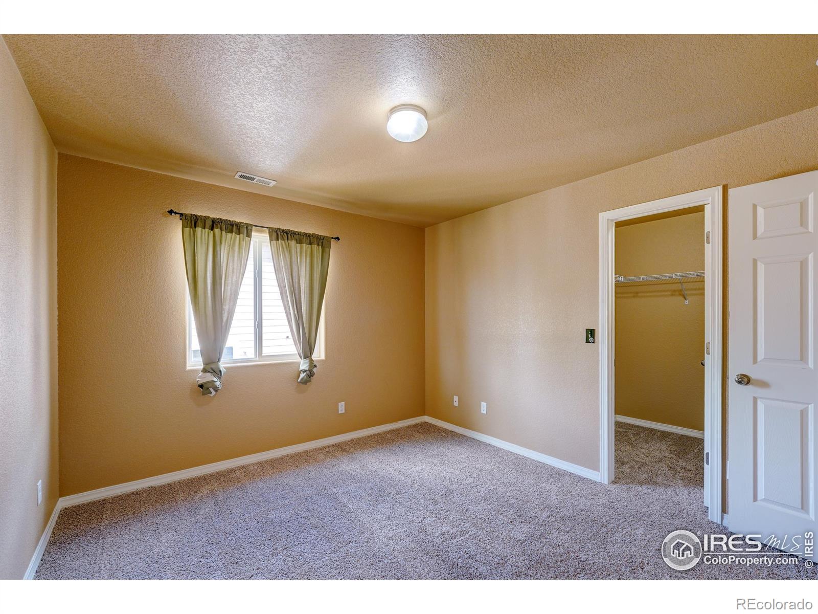 MLS Image #2 for 3865  falconry drive,colorado springs, Colorado