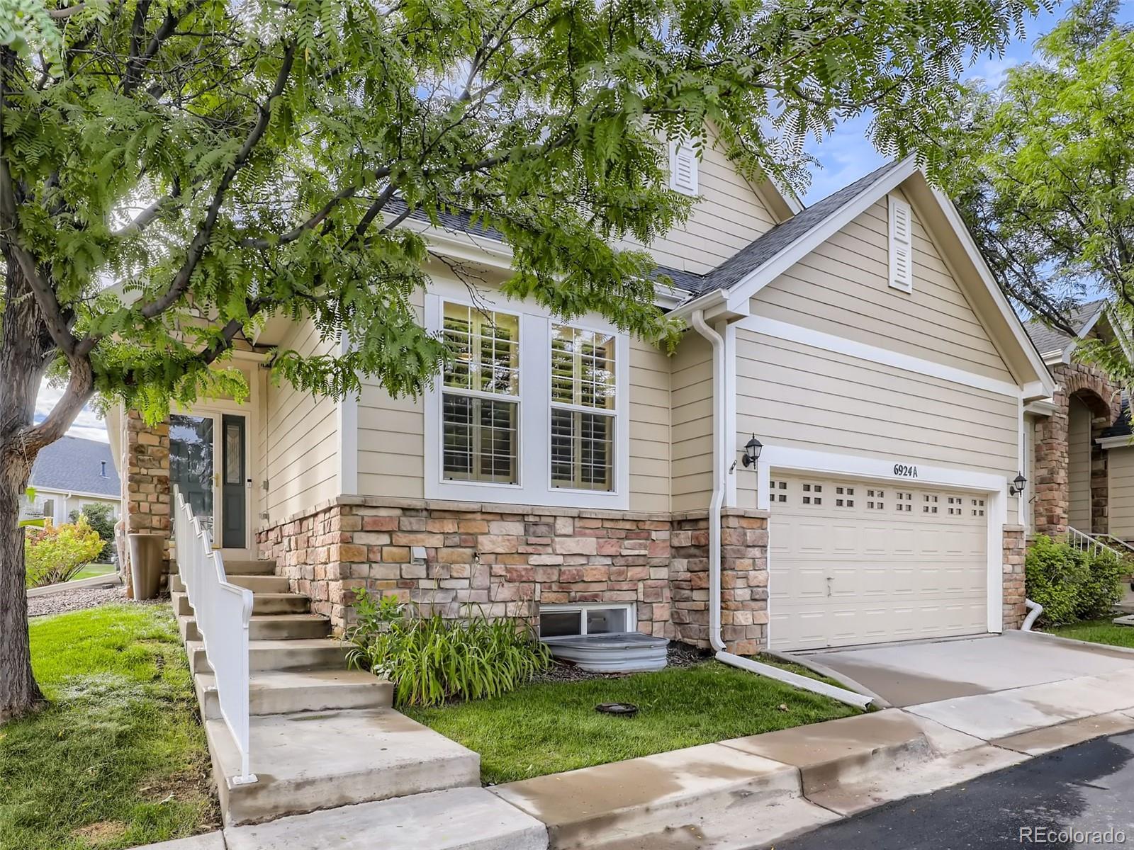 MLS Image #2 for 6924 w euclid place a,littleton, Colorado