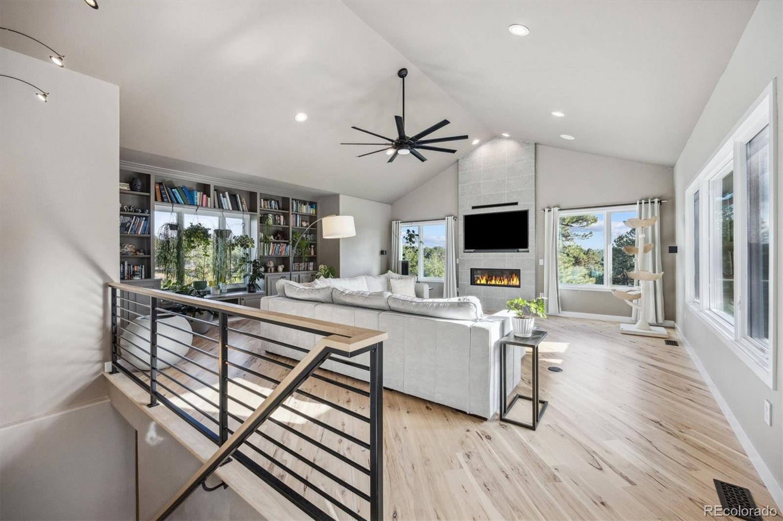MLS Image #13 for 10145  meadow run,parker, Colorado