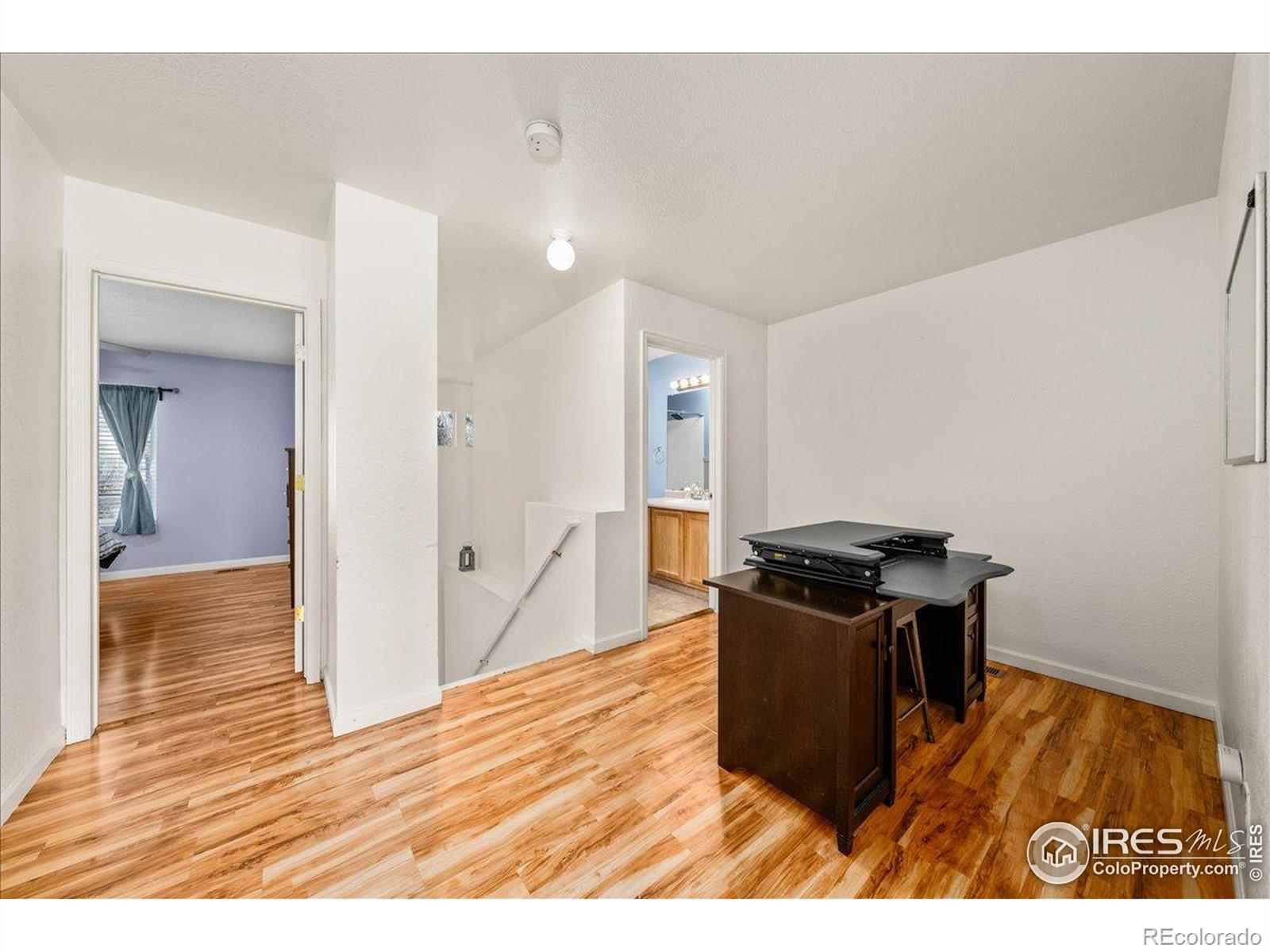 MLS Image #11 for 21562 e 47th avenue,denver, Colorado