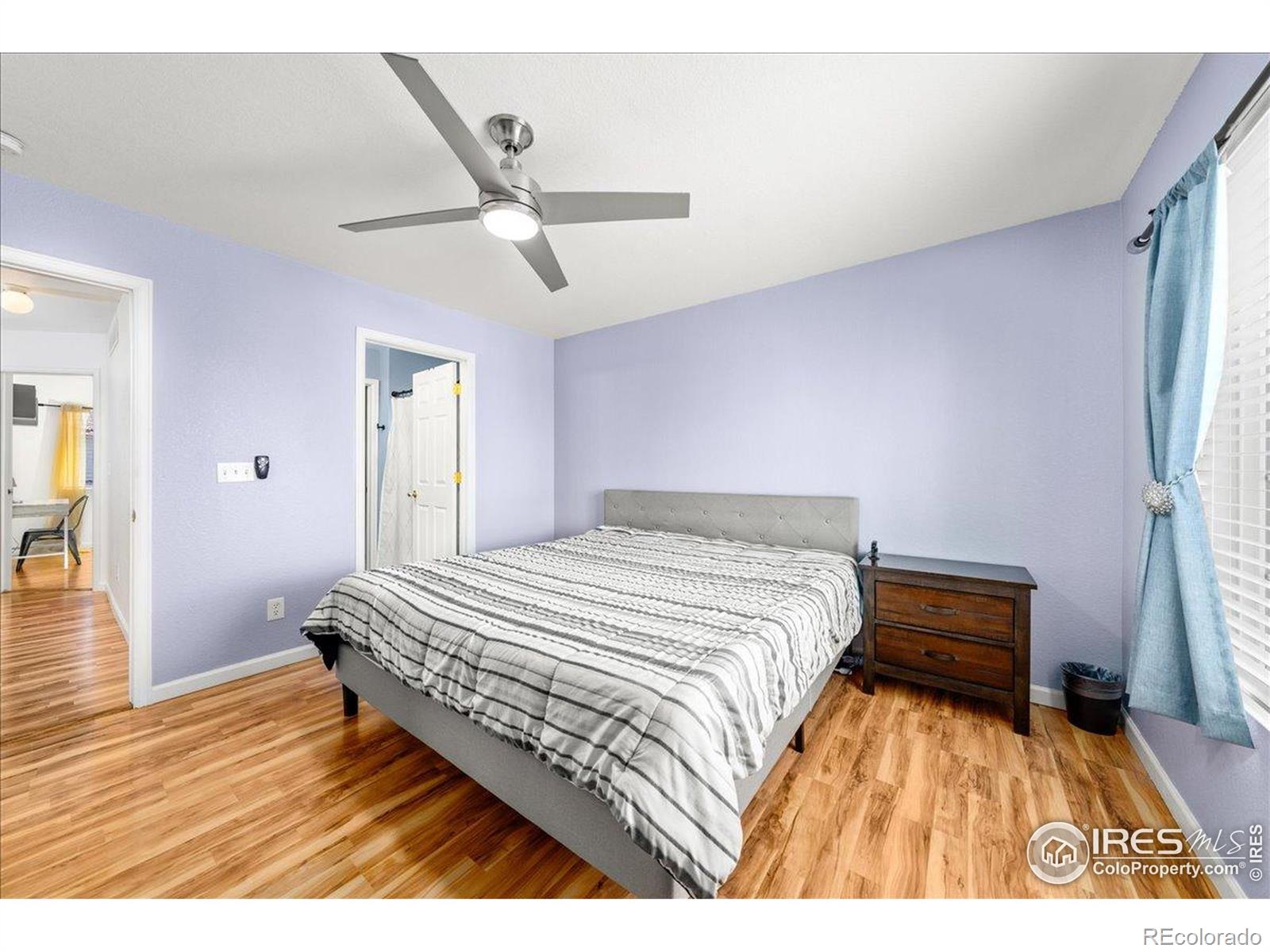 MLS Image #12 for 21562 e 47th avenue,denver, Colorado