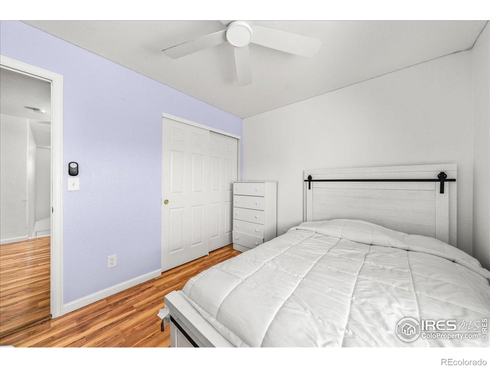 MLS Image #16 for 21562 e 47th avenue,denver, Colorado