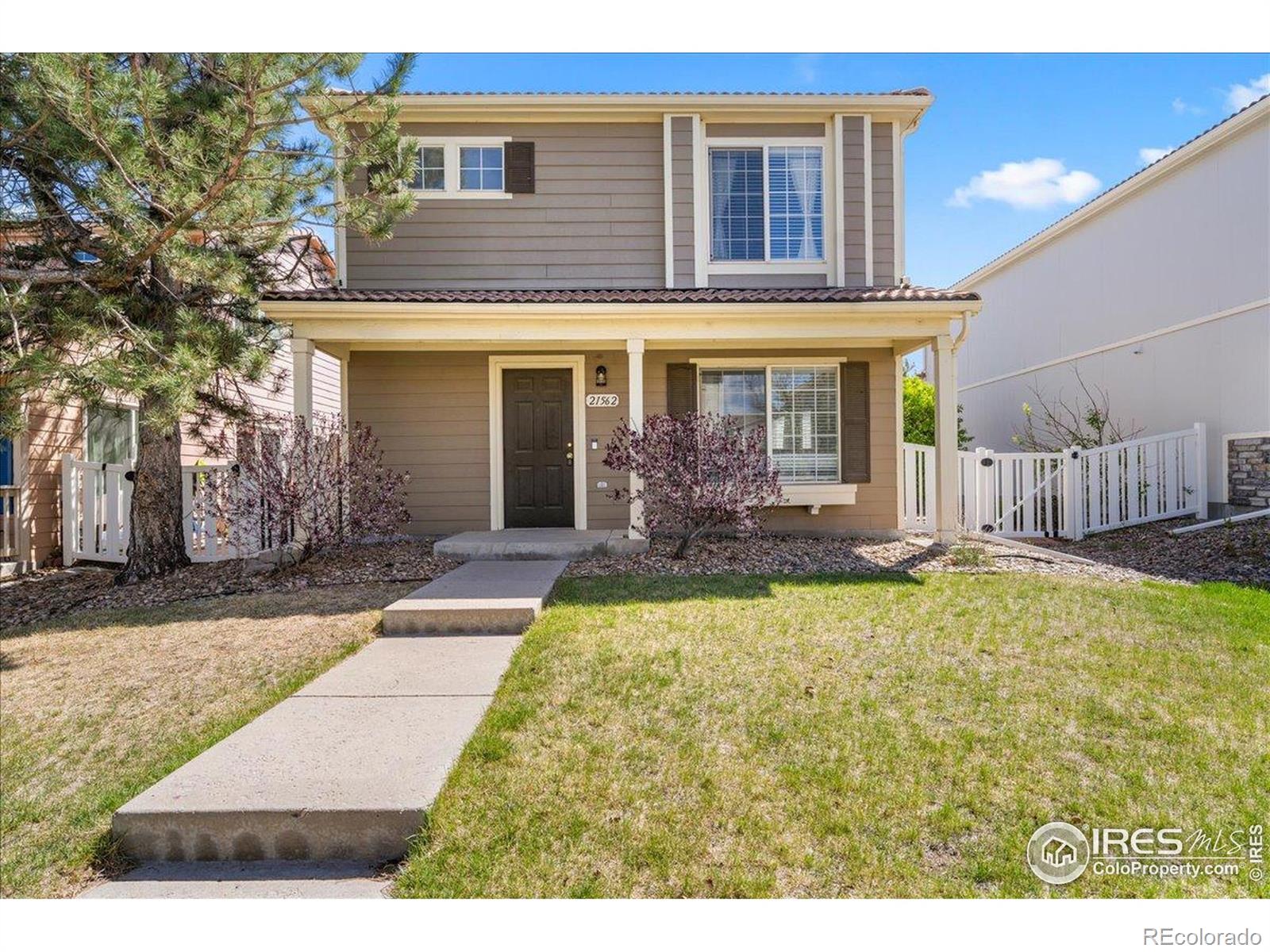 MLS Image #20 for 21562 e 47th avenue,denver, Colorado