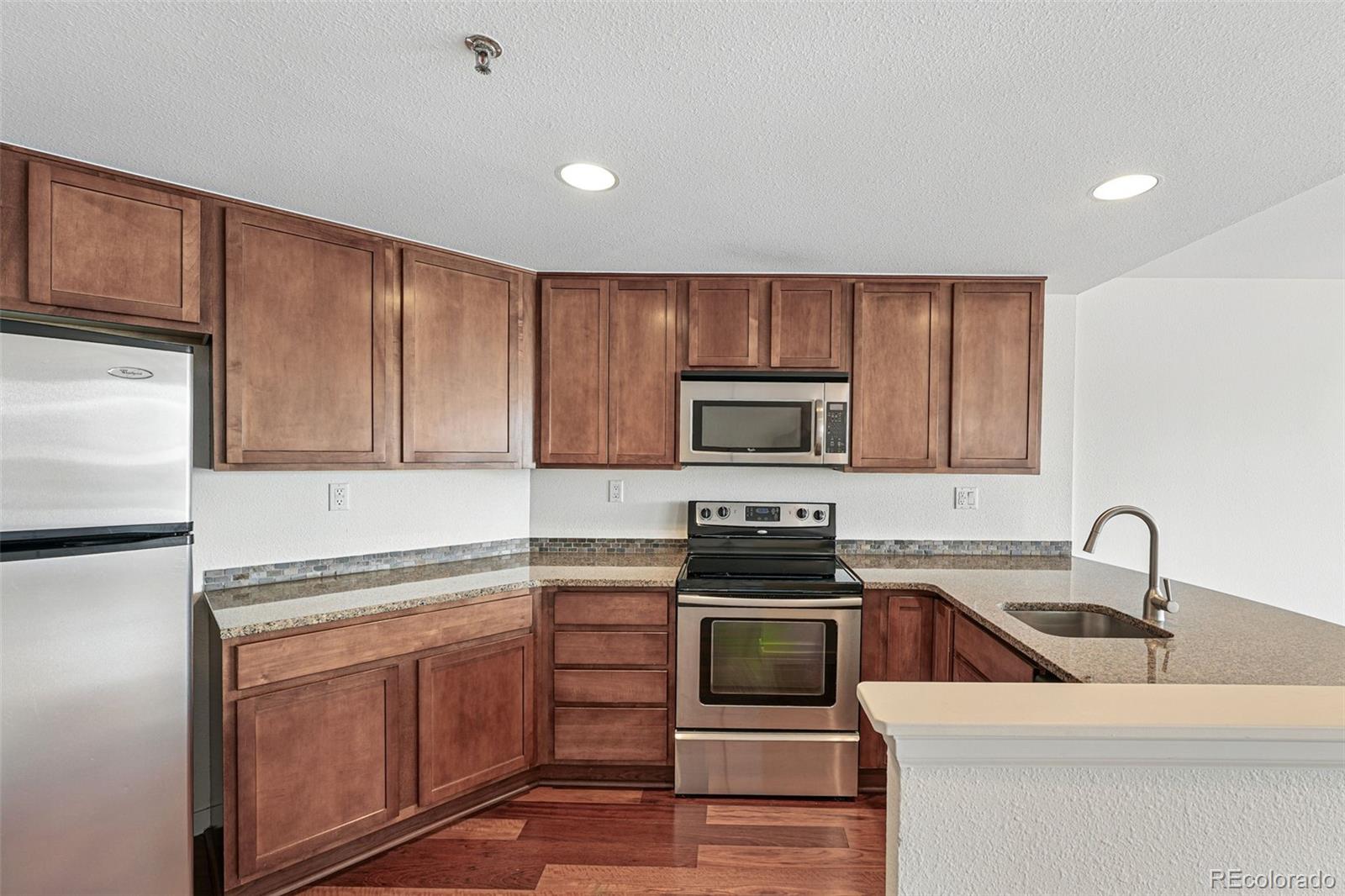 CMA Image for 100  Park Avenue,Denver, Colorado