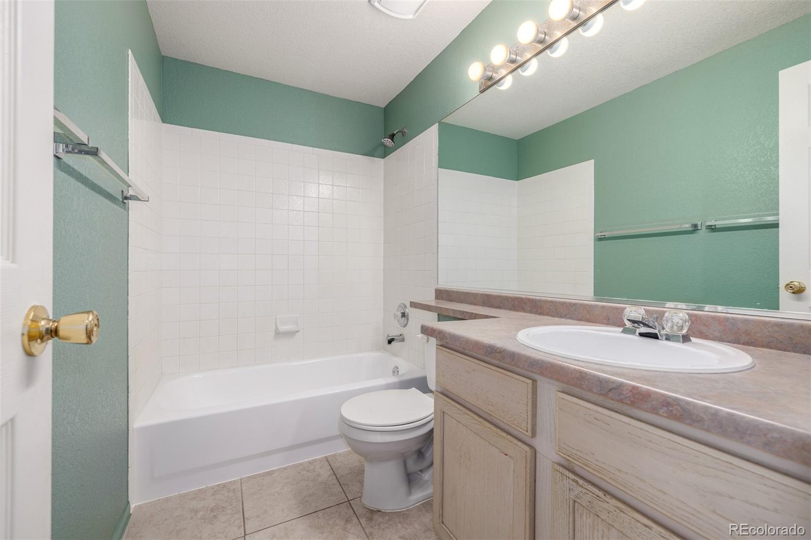 MLS Image #15 for 5335 s lisbon way,centennial, Colorado