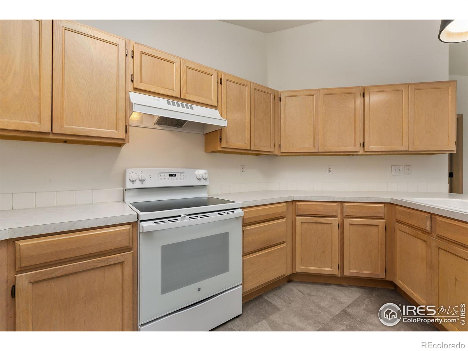 MLS Image #6 for 718  brookhaven court,fort collins, Colorado