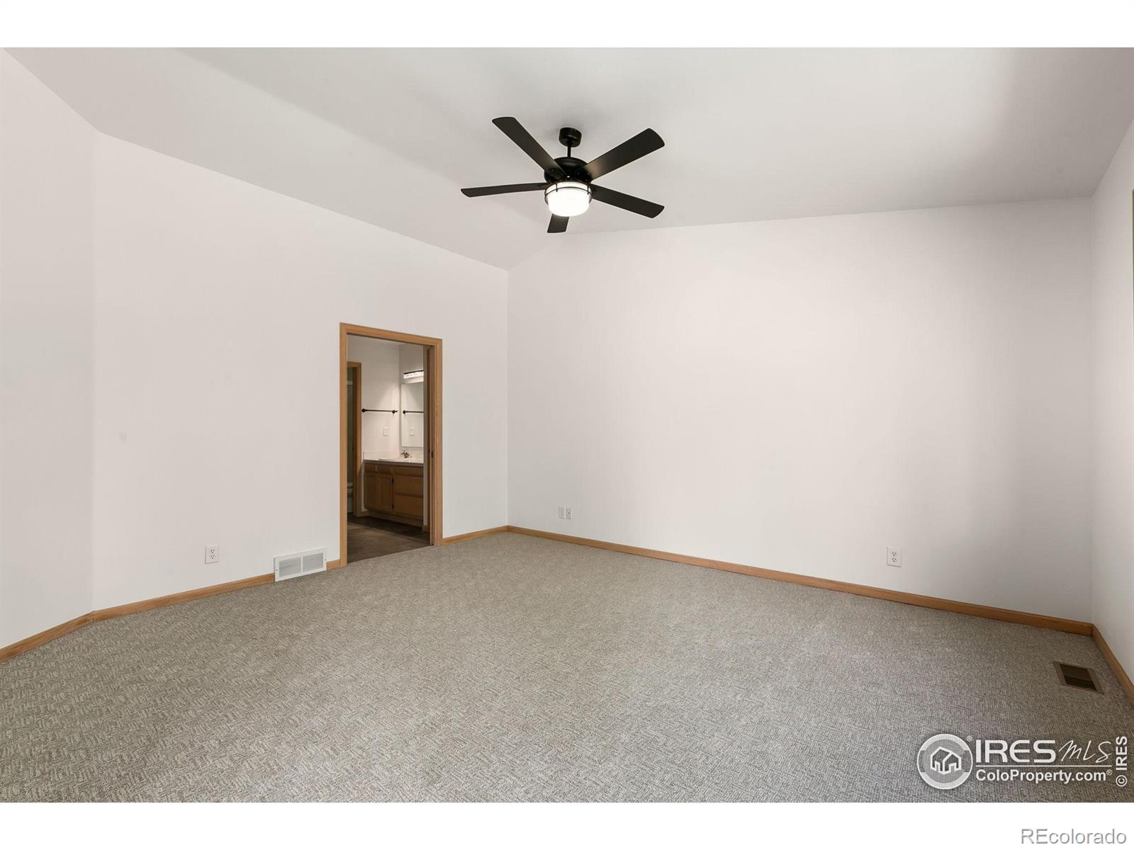 MLS Image #8 for 718  brookhaven court,fort collins, Colorado