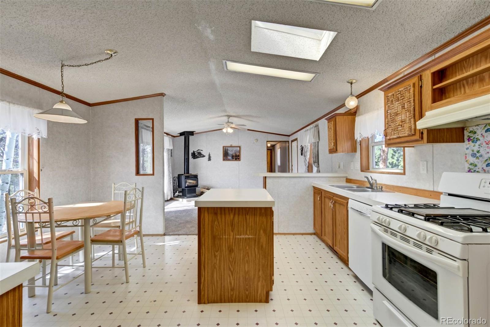 MLS Image #12 for 1360  kiowa road,florissant, Colorado
