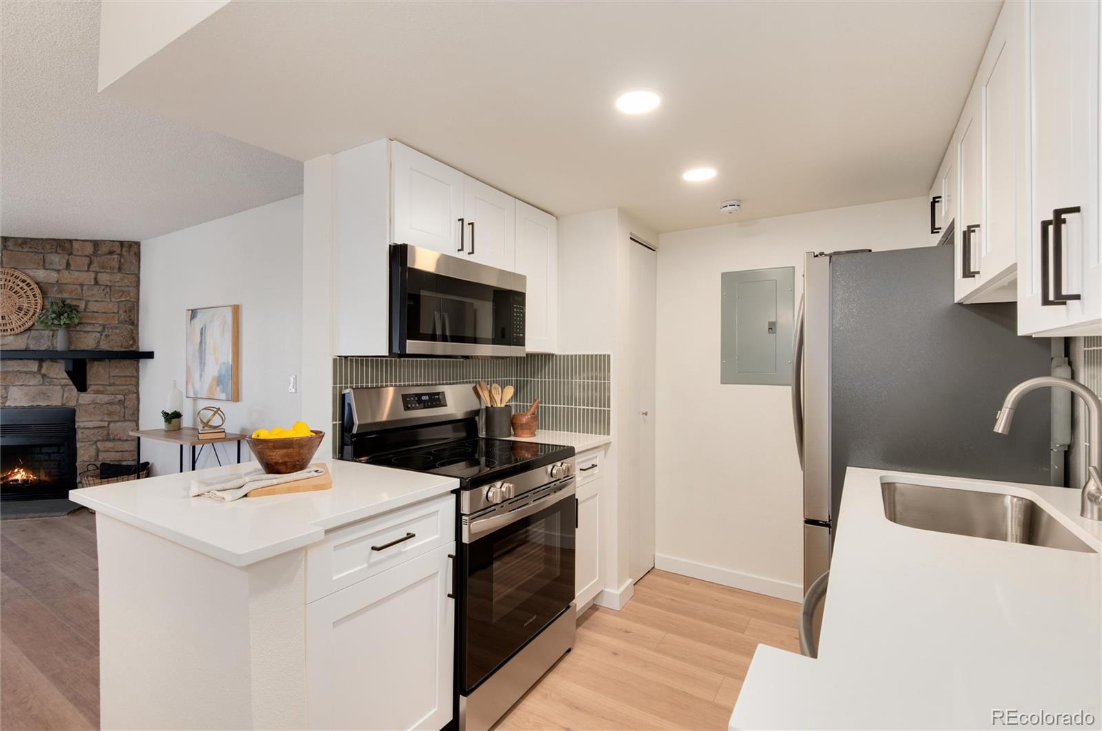 MLS Image #7 for 8335  fairmount drive 7-208,denver, Colorado