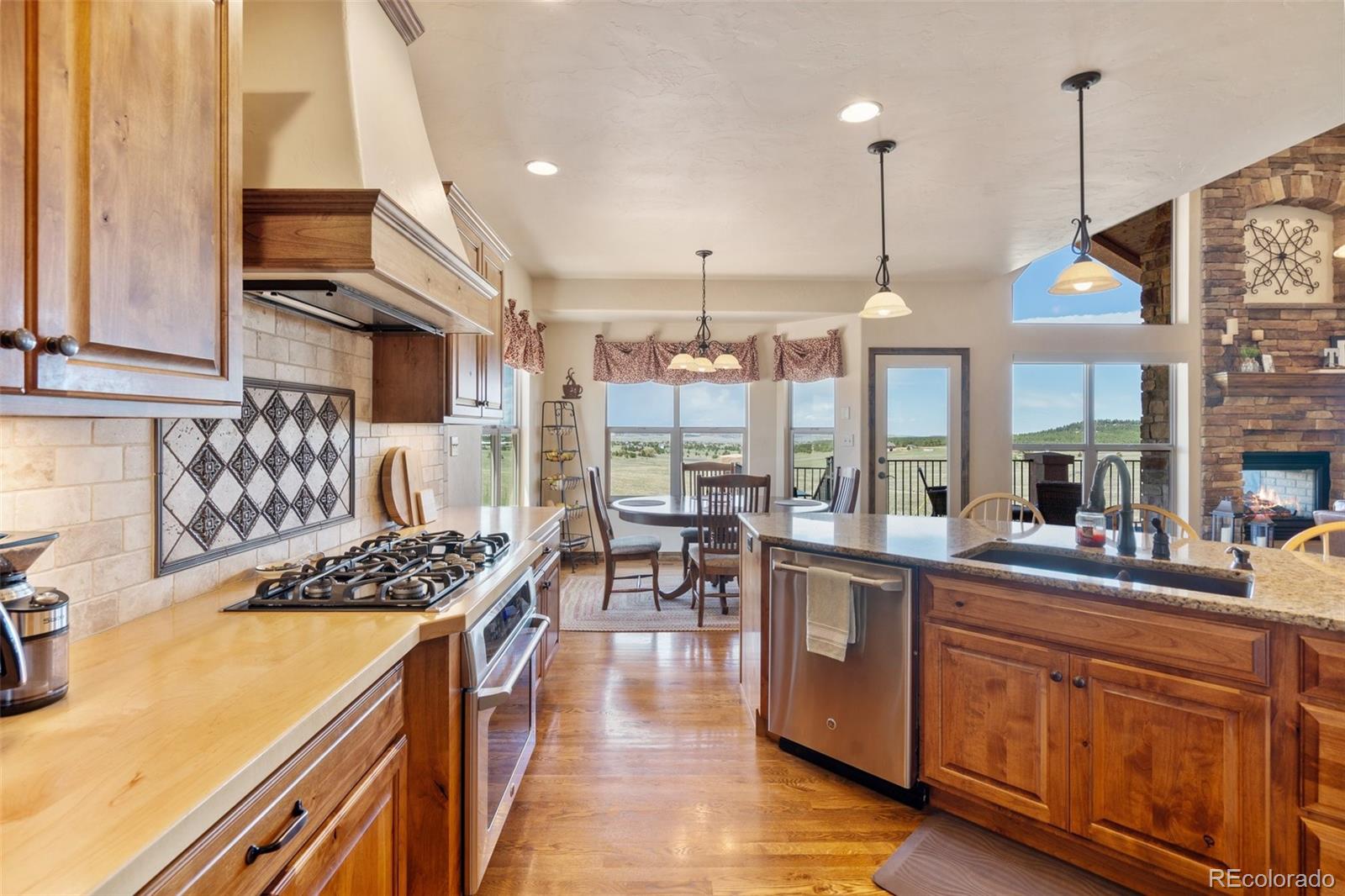 MLS Image #14 for 4908  silver nell drive,colorado springs, Colorado