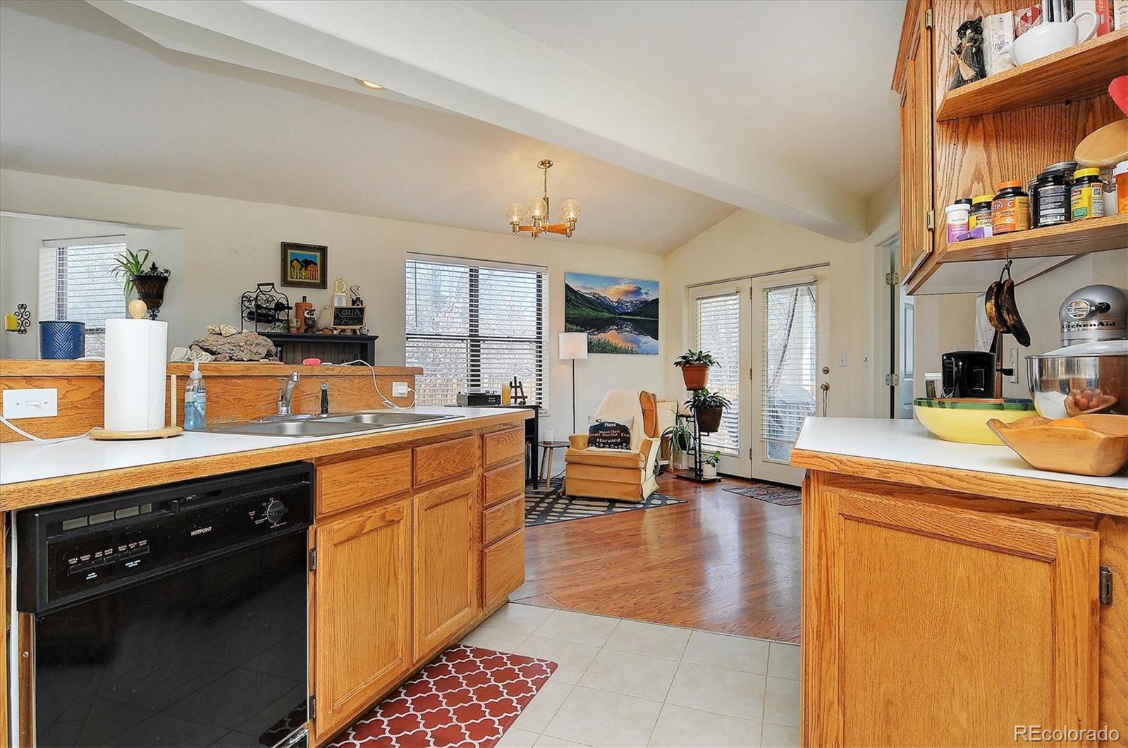MLS Image #8 for 115 & 117 n sangre de cristo avenue,buena vista, Colorado