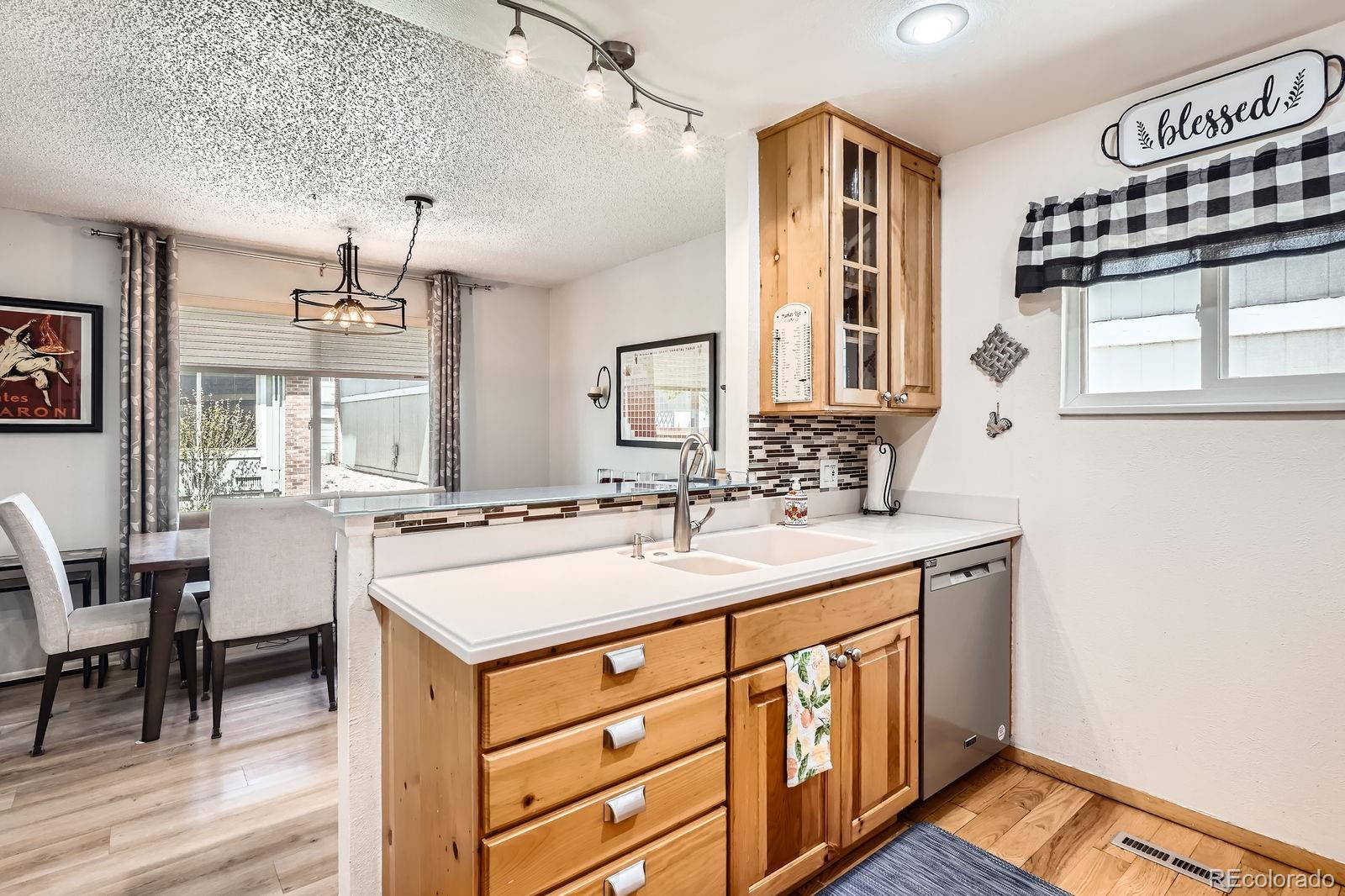 MLS Image #8 for 2012 w 101st avenue,thornton, Colorado
