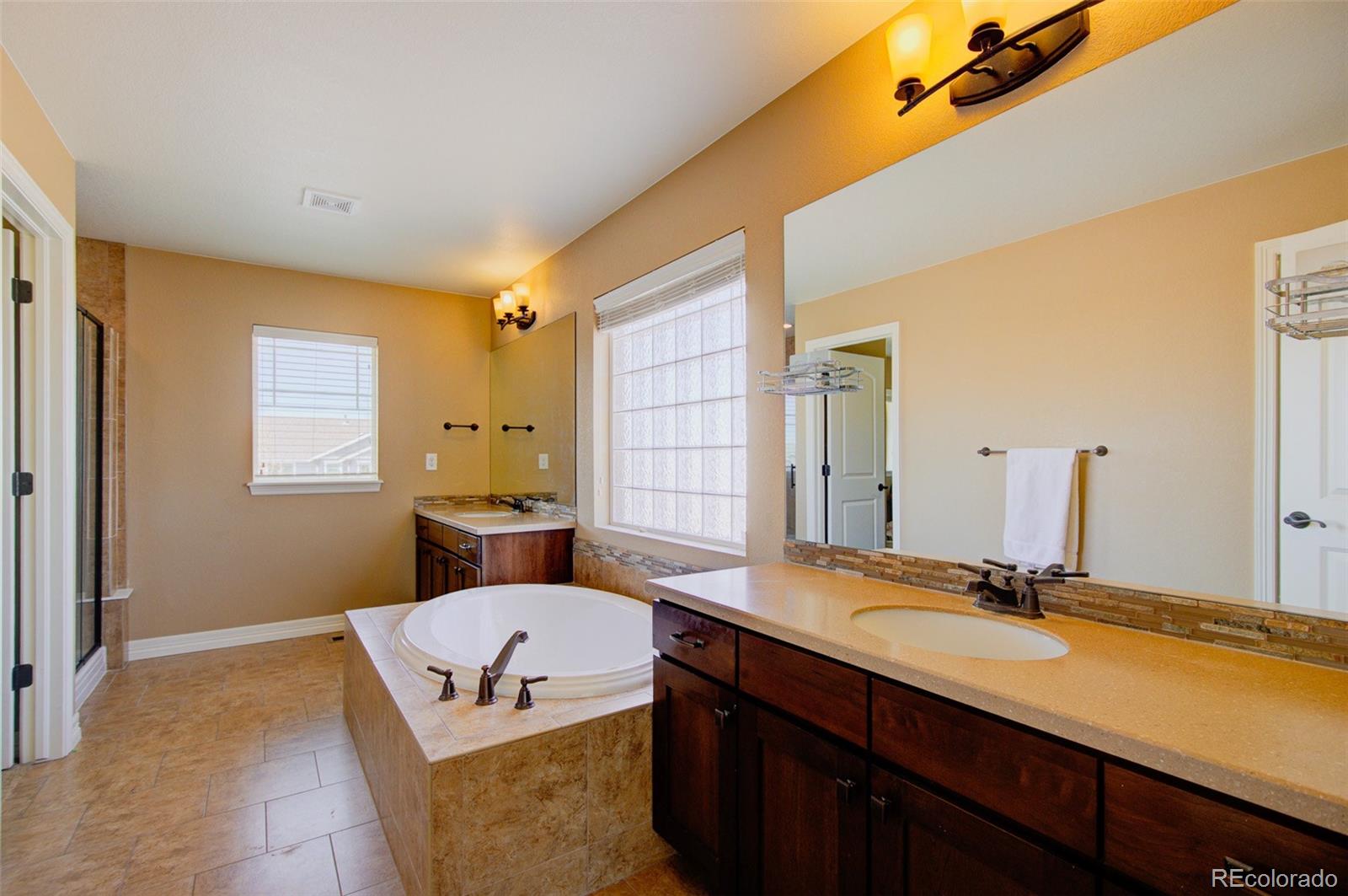 MLS Image #32 for 25994 e peakview place,aurora, Colorado