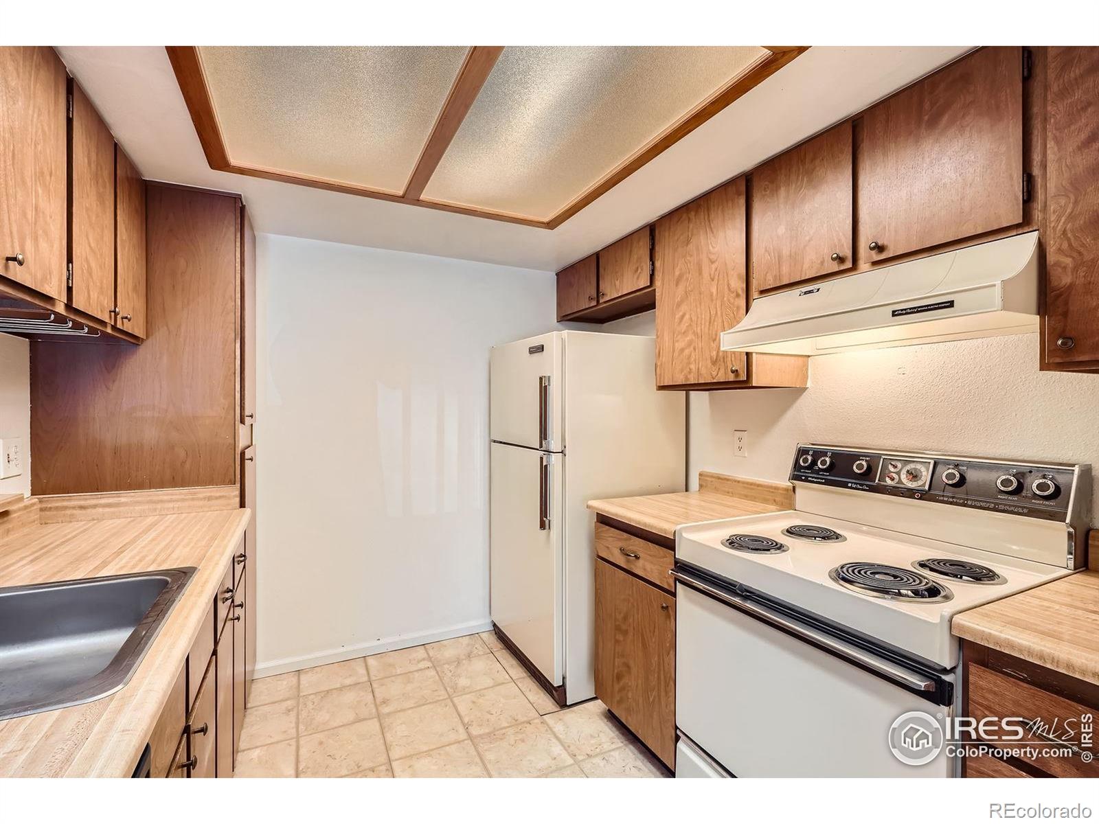 MLS Image #14 for 7720 w 87th drive,arvada, Colorado