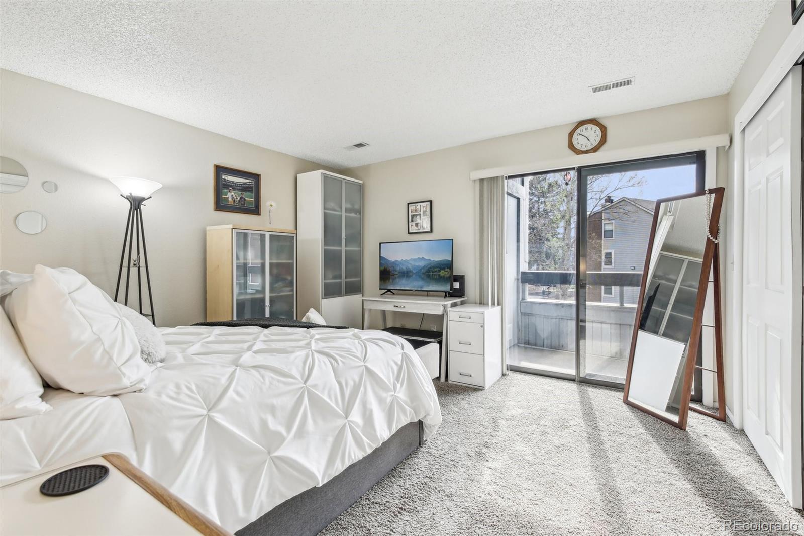MLS Image #11 for 14497 e 1st drive,aurora, Colorado