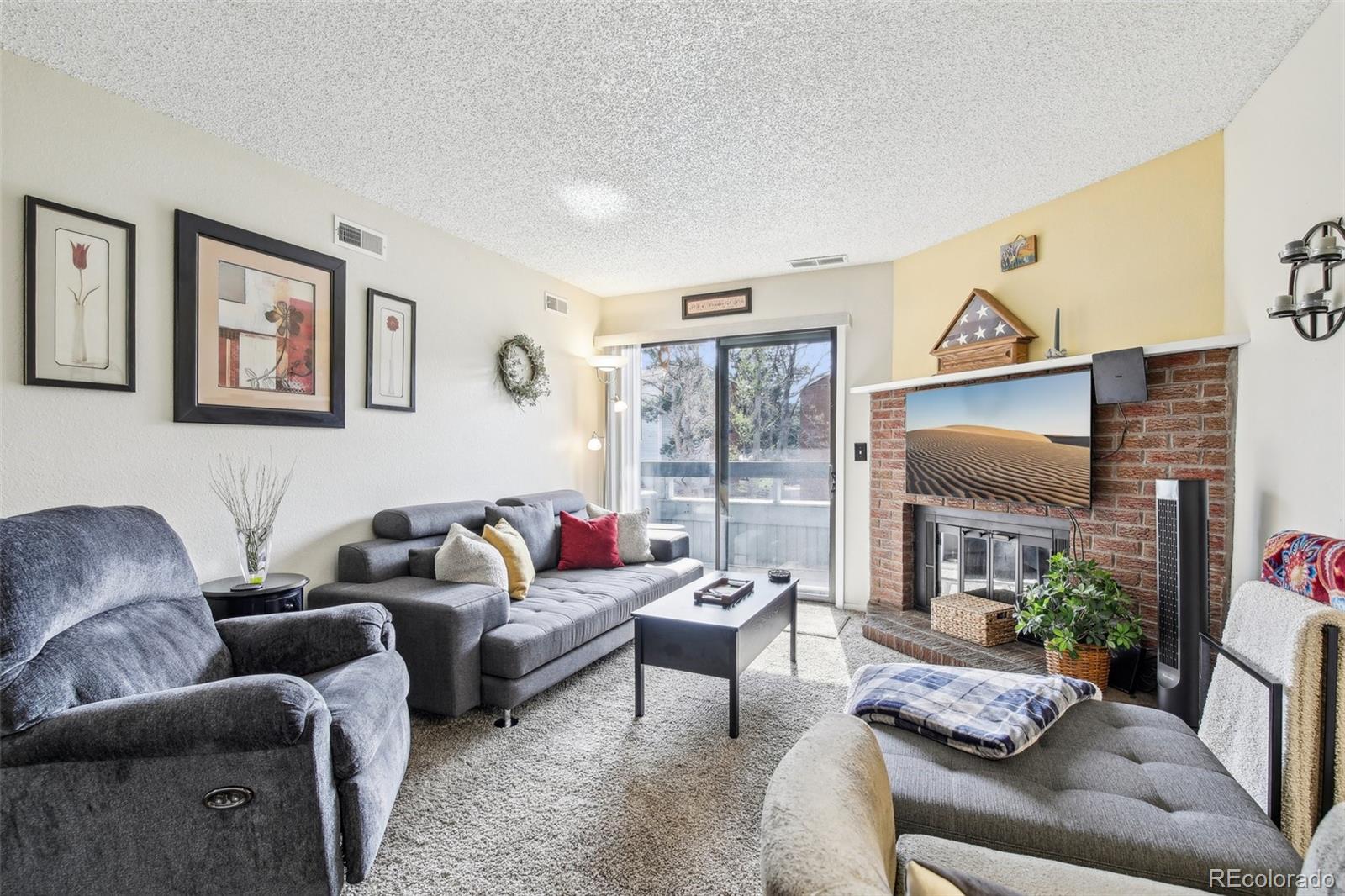 MLS Image #3 for 14497 e 1st drive,aurora, Colorado