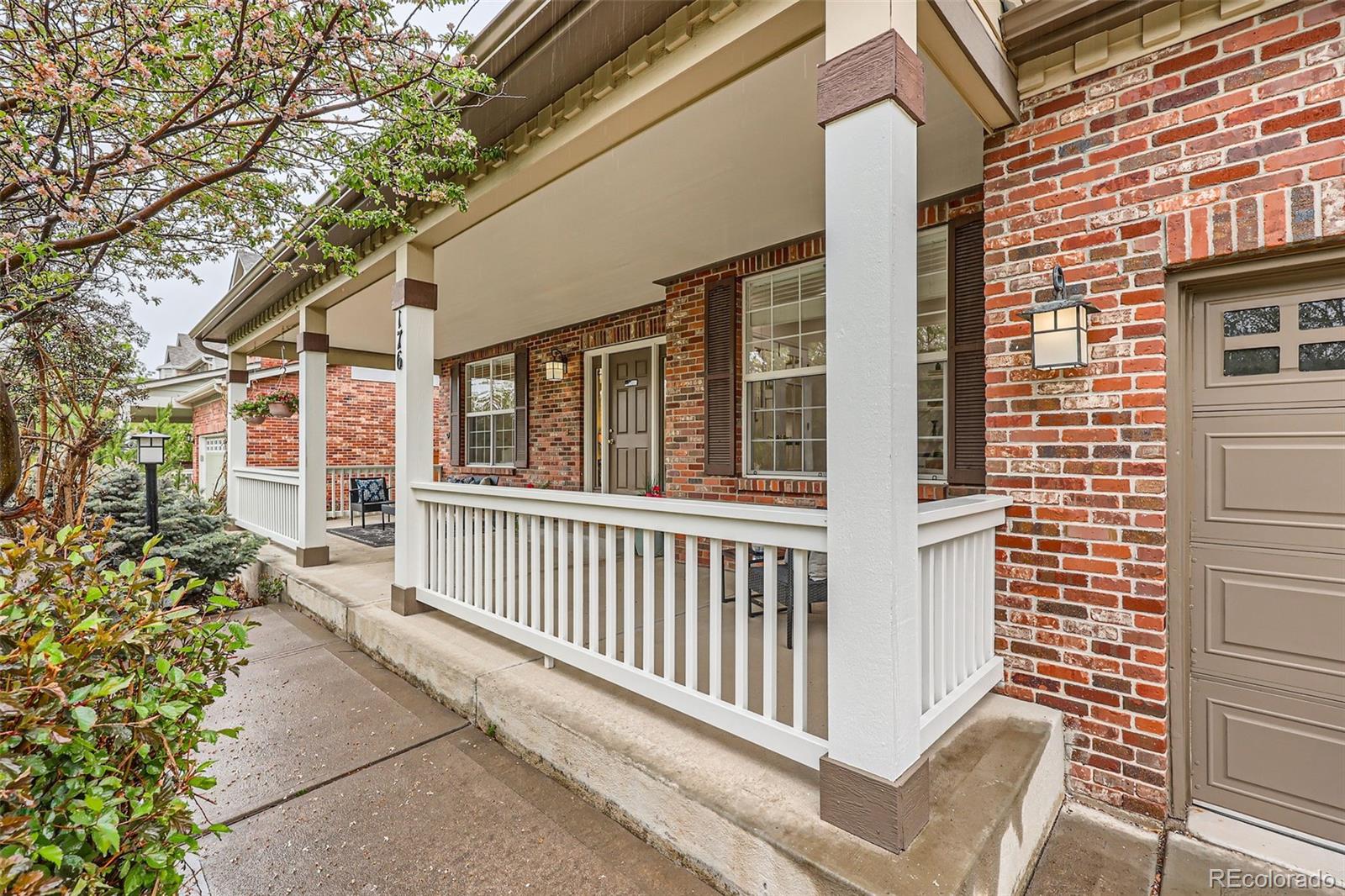 MLS Image #3 for 176 s rosemary street,denver, Colorado