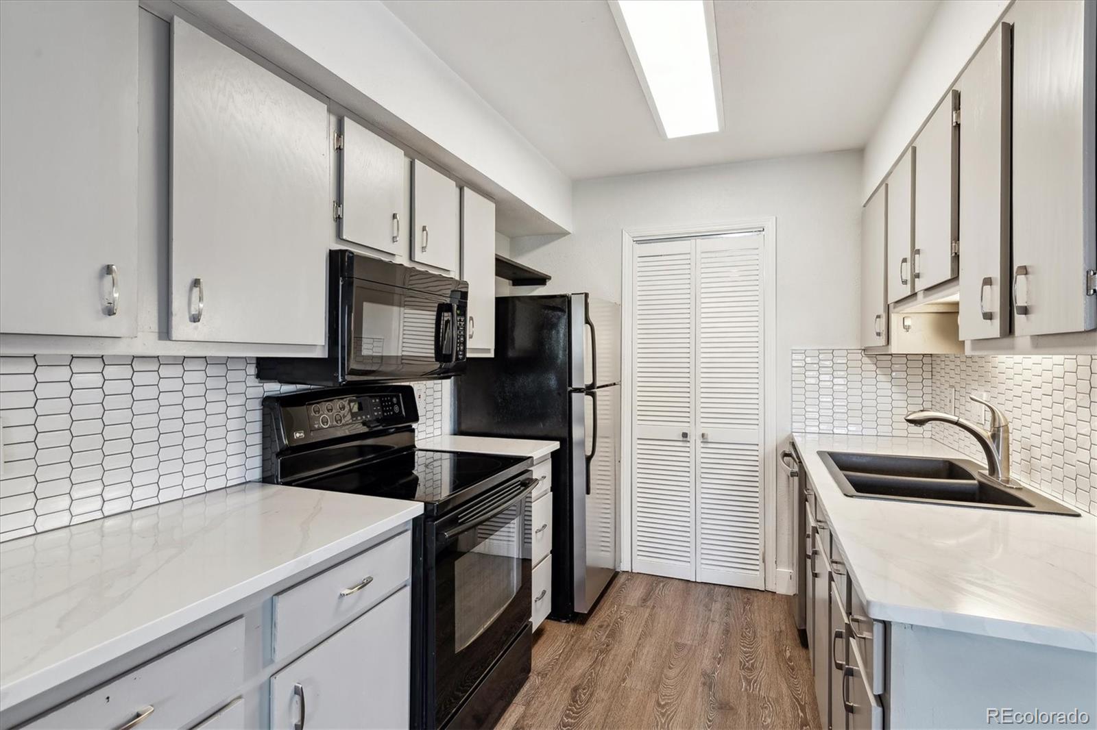 MLS Image #5 for 1820  newland court,lakewood, Colorado