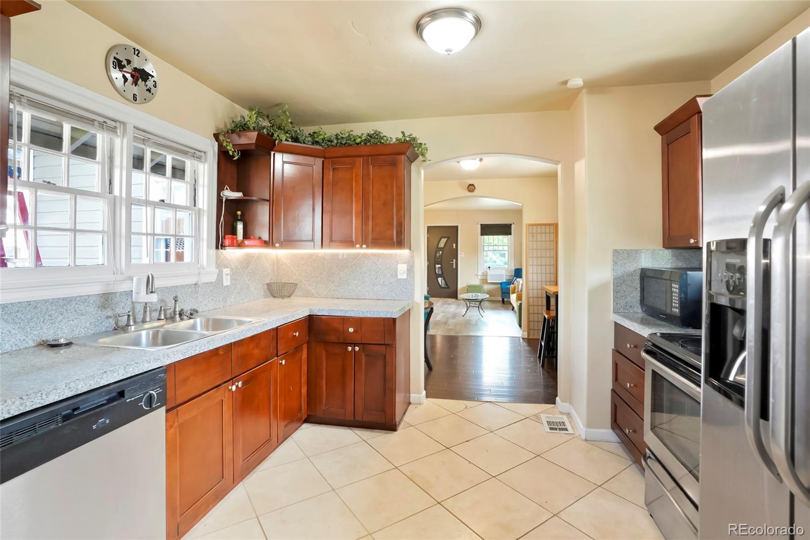 MLS Image #12 for 4779 s bannock street,englewood, Colorado
