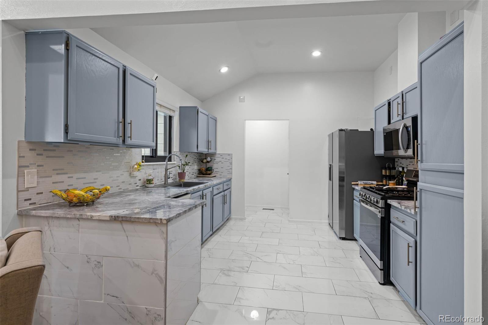 MLS Image #12 for 1061 s yampa street,aurora, Colorado