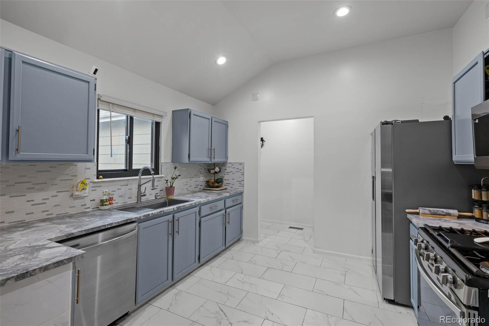 MLS Image #13 for 1061 s yampa street,aurora, Colorado