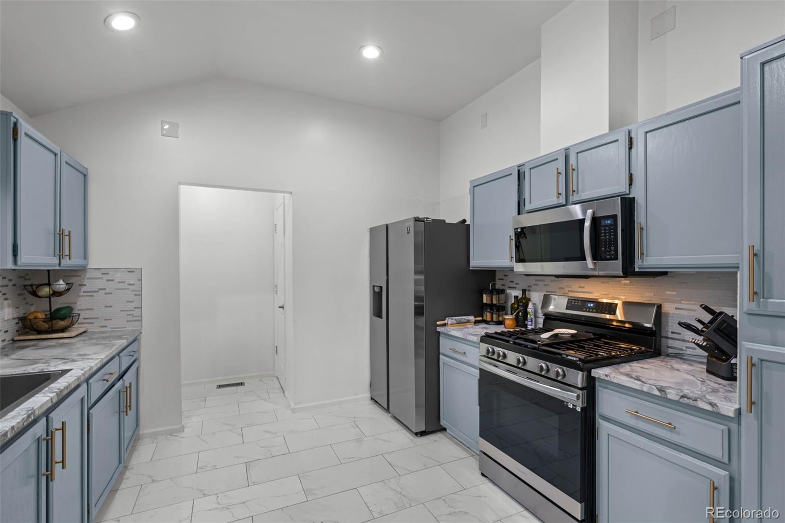 MLS Image #15 for 1061 s yampa street,aurora, Colorado