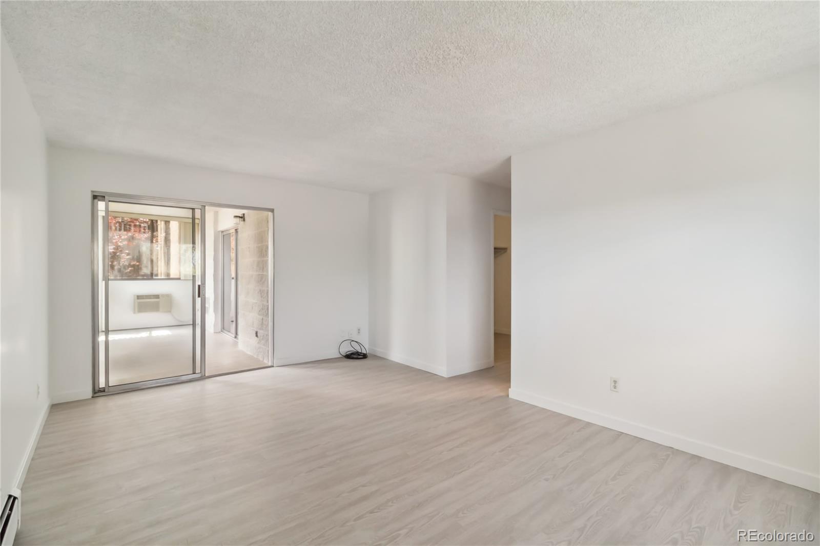 MLS Image #16 for 3470 s poplar street,denver, Colorado