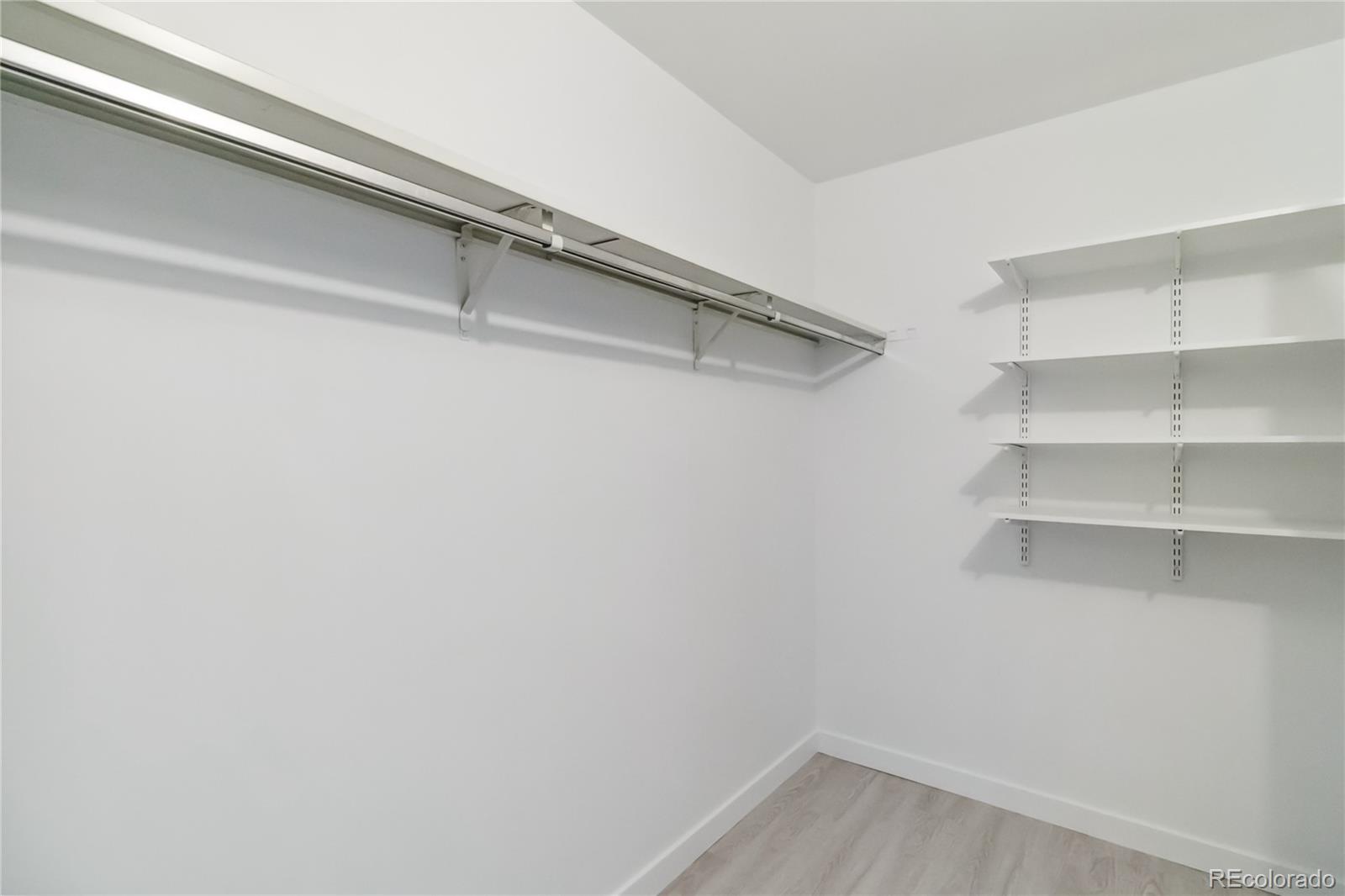 MLS Image #18 for 3470 s poplar street,denver, Colorado